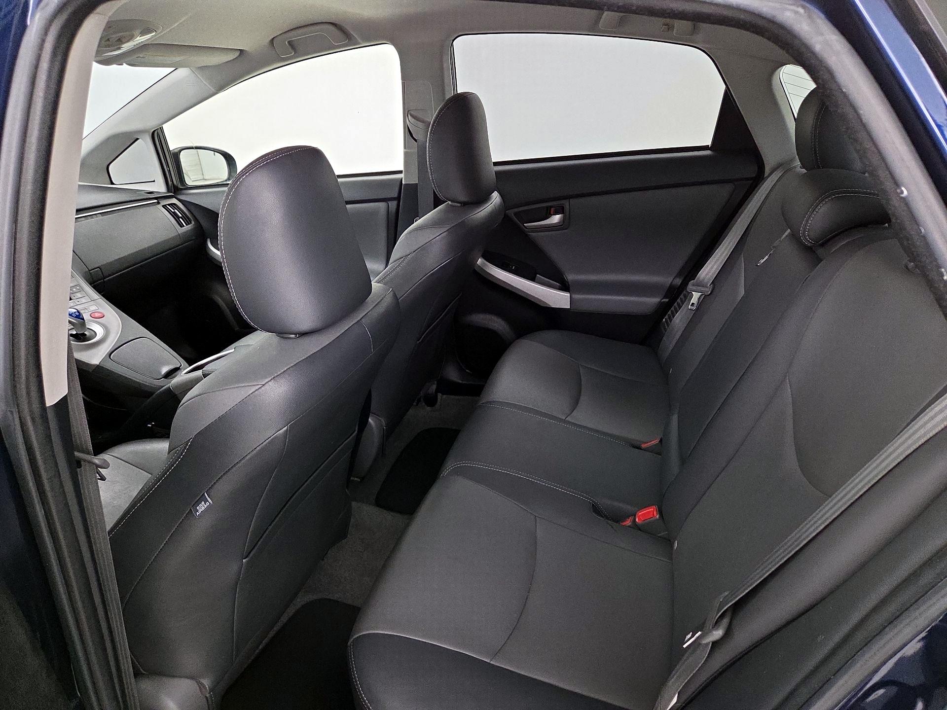 Thumbnail: 2015 Toyota Prius - 19