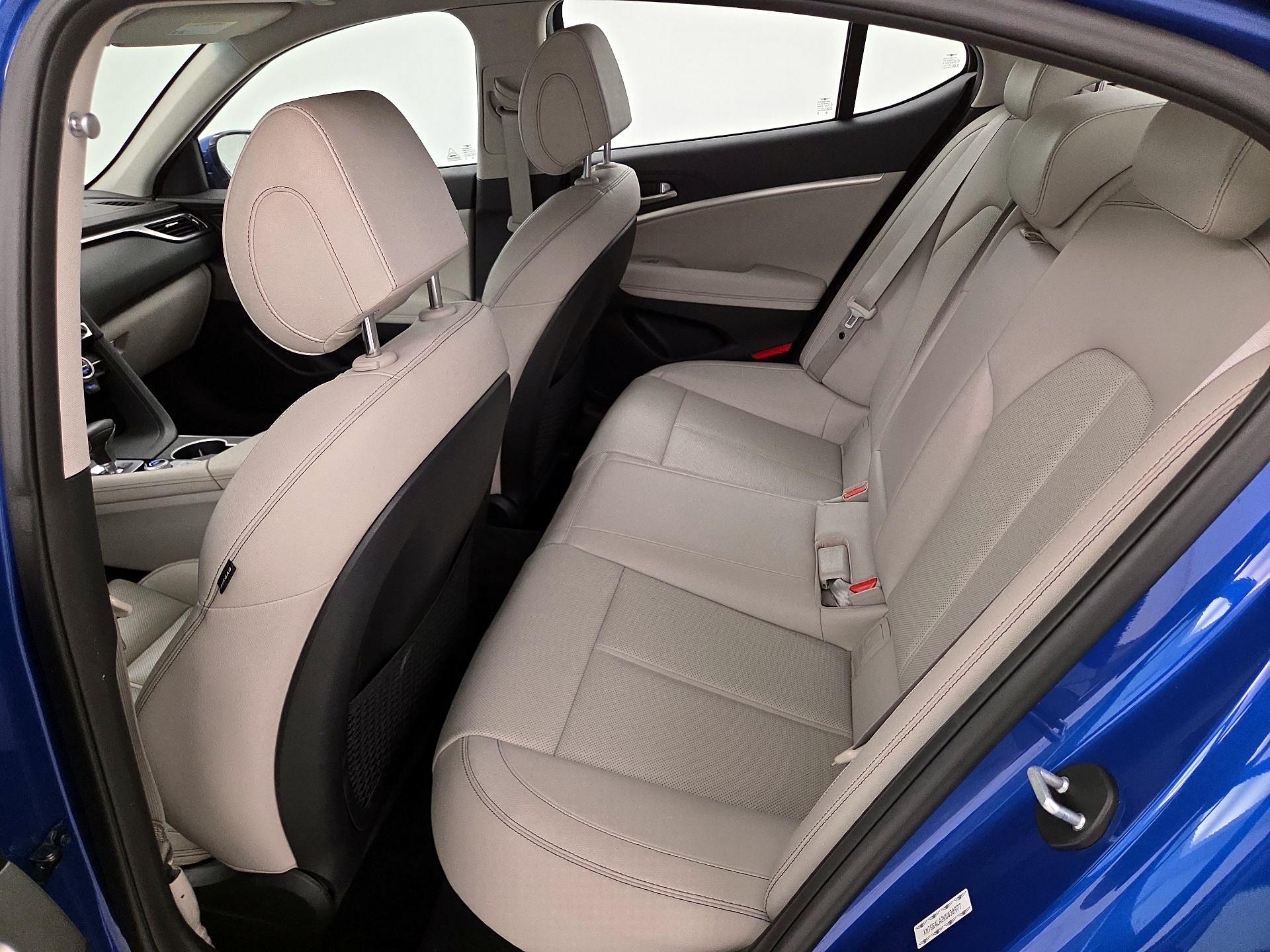 Thumbnail: 2019 Genesis G70 - 19