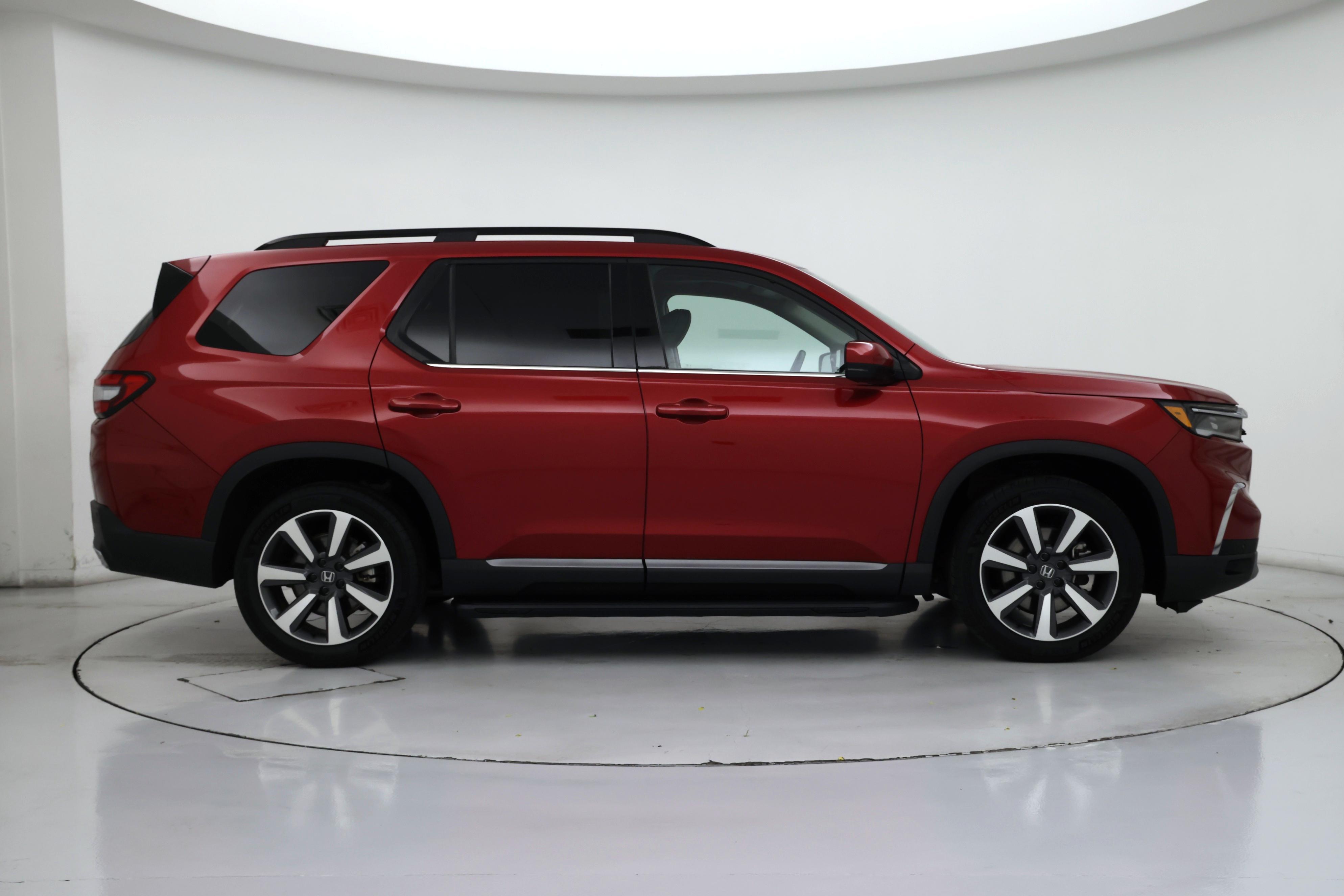 Thumbnail: 2023 Honda Pilot - 7
