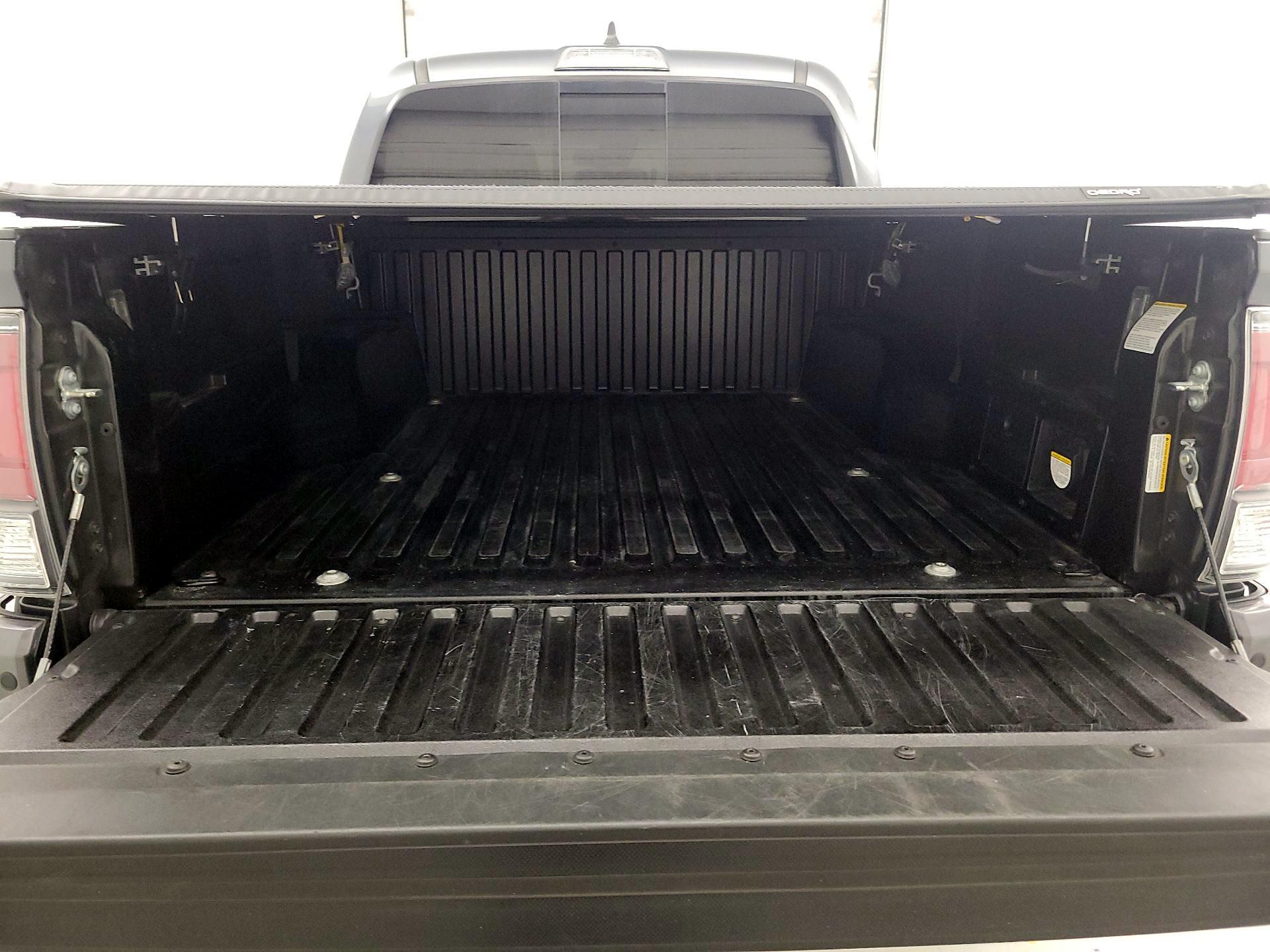 Thumbnail: 2023 Toyota Tacoma - 20