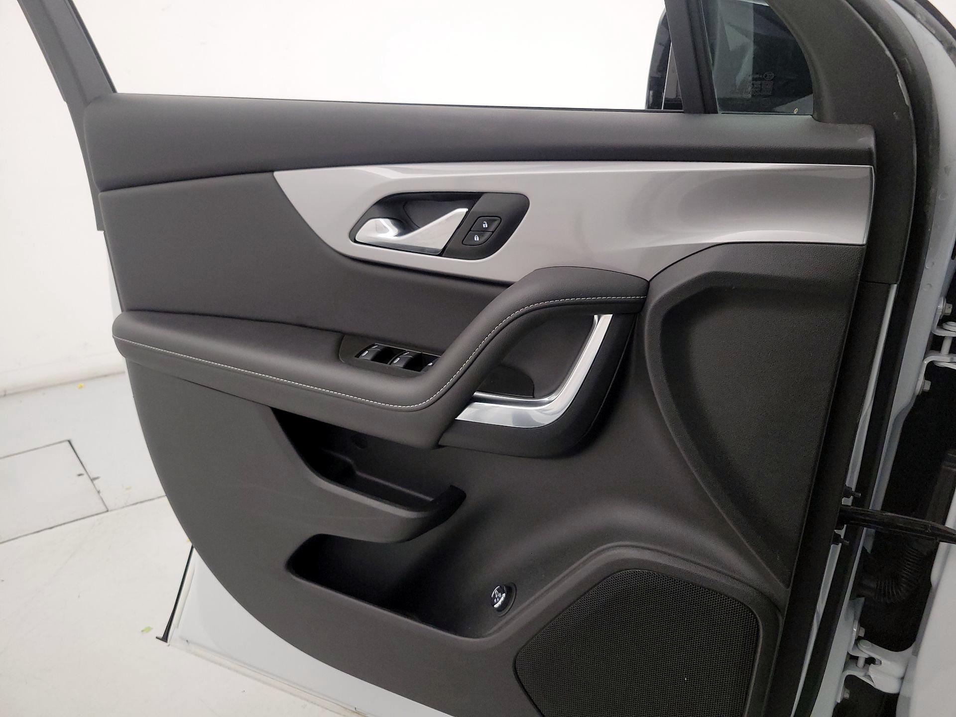 Thumbnail: 2023 Chevrolet Blazer - 12