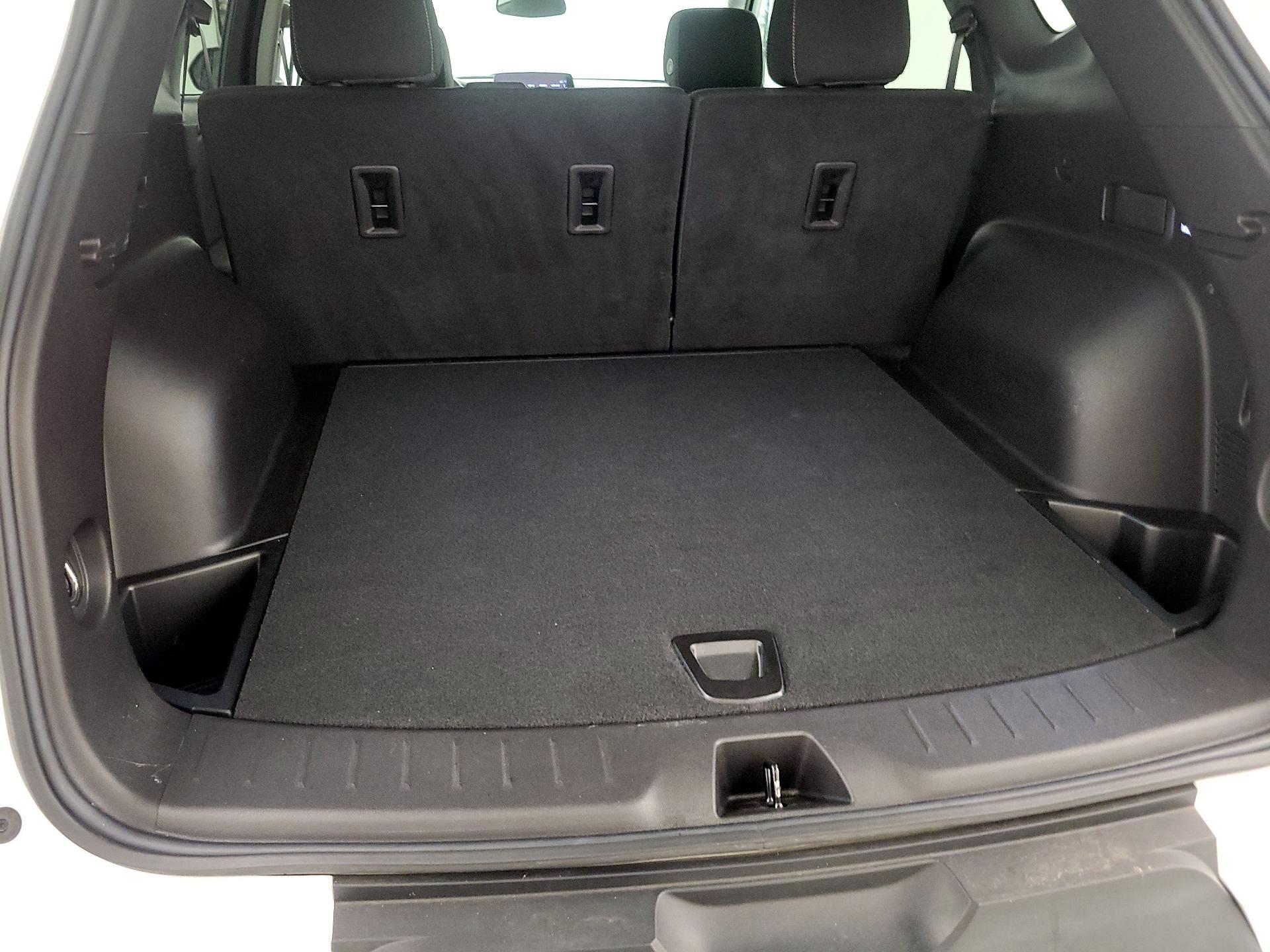 Thumbnail: 2023 Chevrolet Blazer - 20