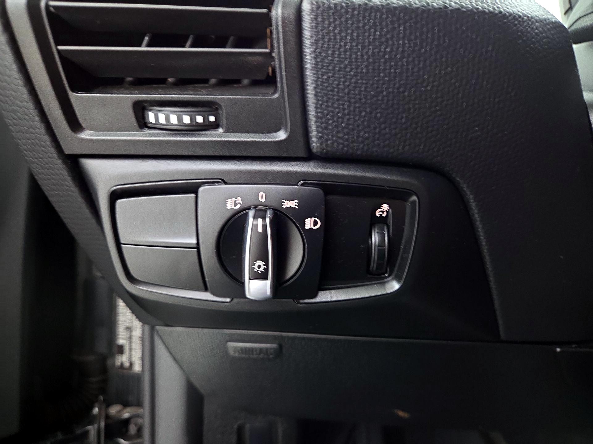 Thumbnail: 2017 BMW i3 - 13