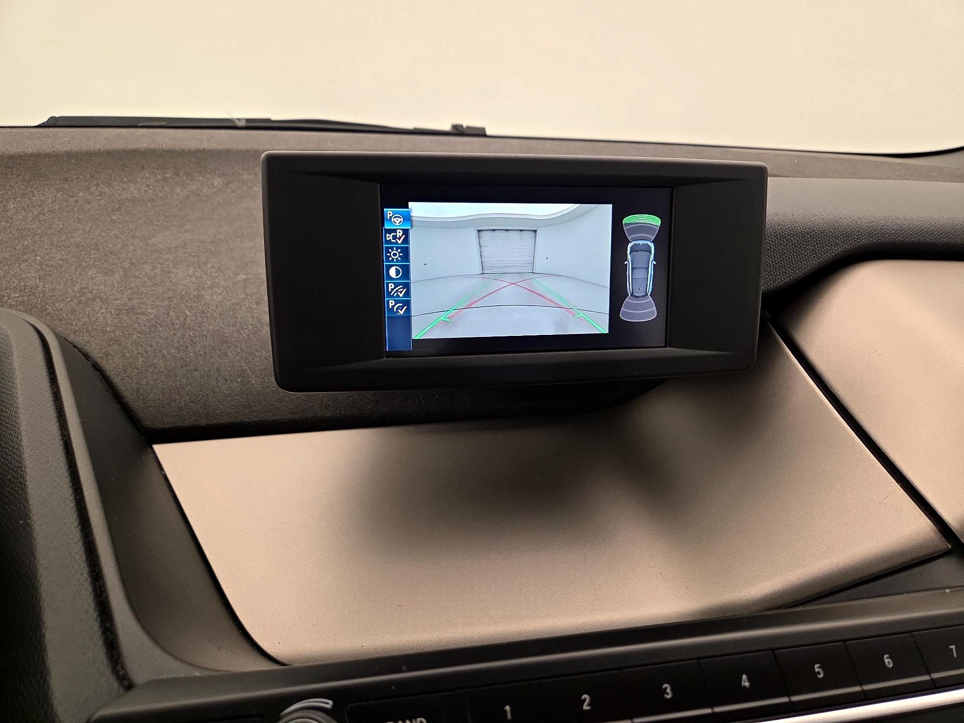 Thumbnail: 2017 BMW i3 - 15