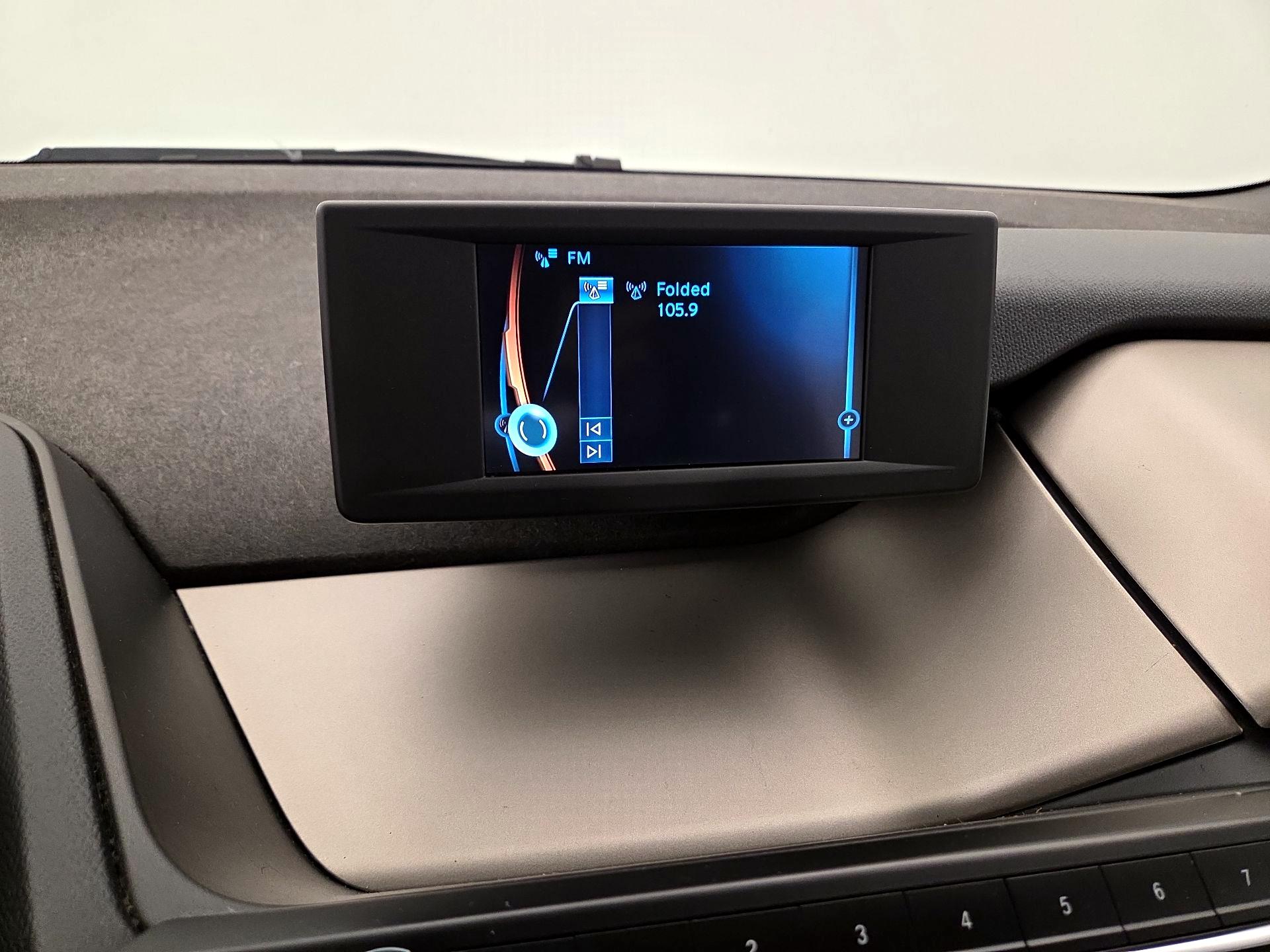 Thumbnail: 2017 BMW i3 - 16