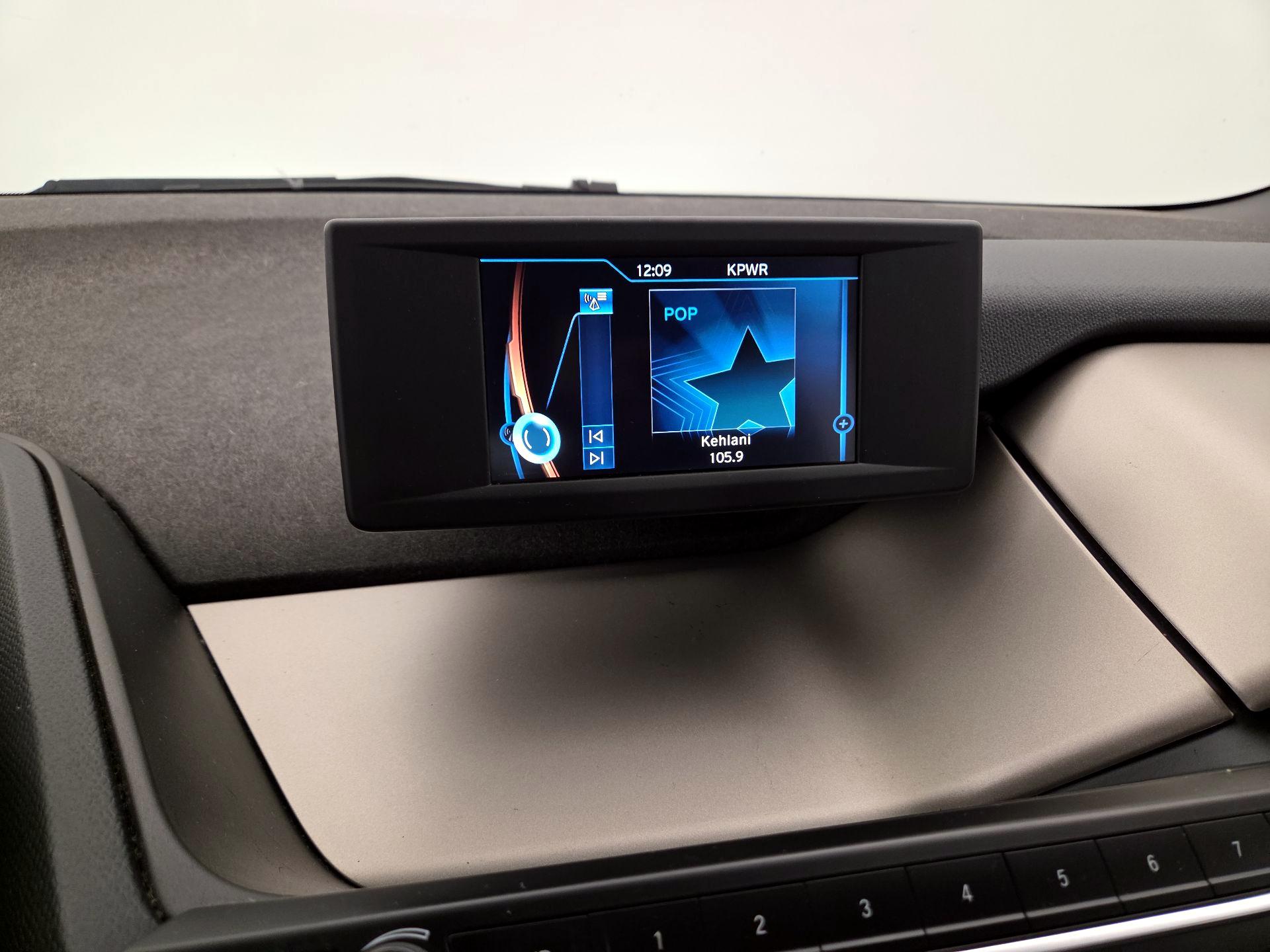 Thumbnail: 2017 BMW i3 - 17