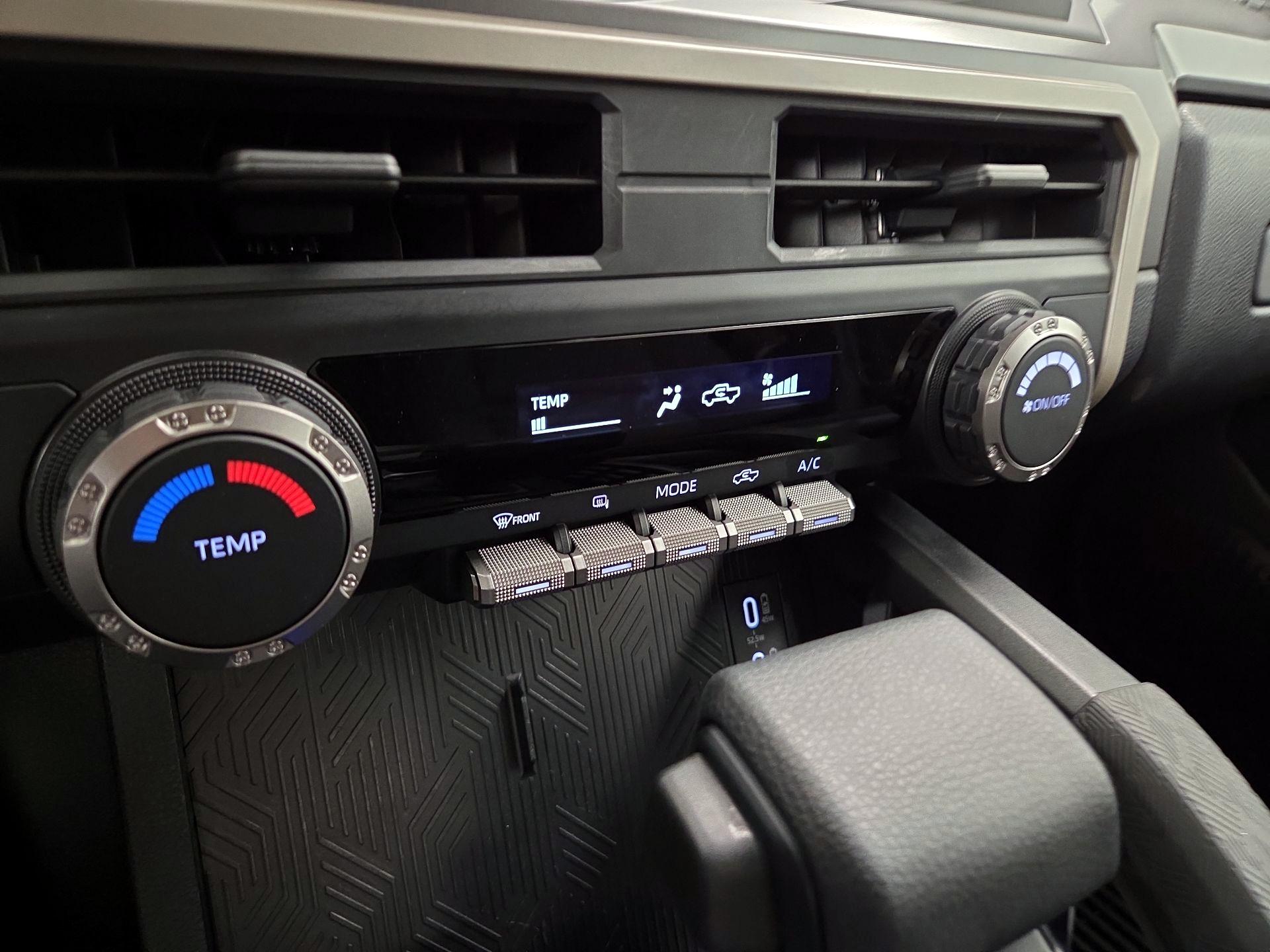 Thumbnail: 2024 Toyota Tacoma - 16