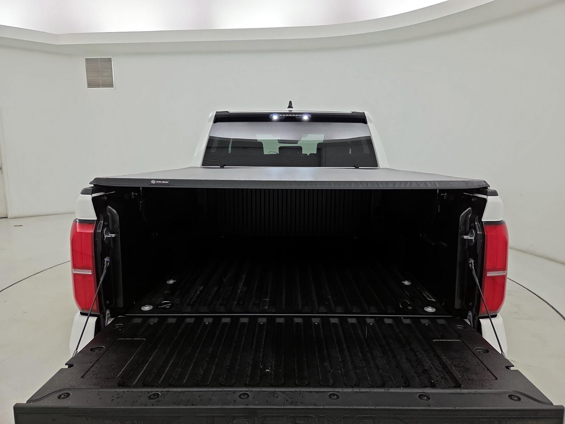 Thumbnail: 2024 Toyota Tacoma - 20