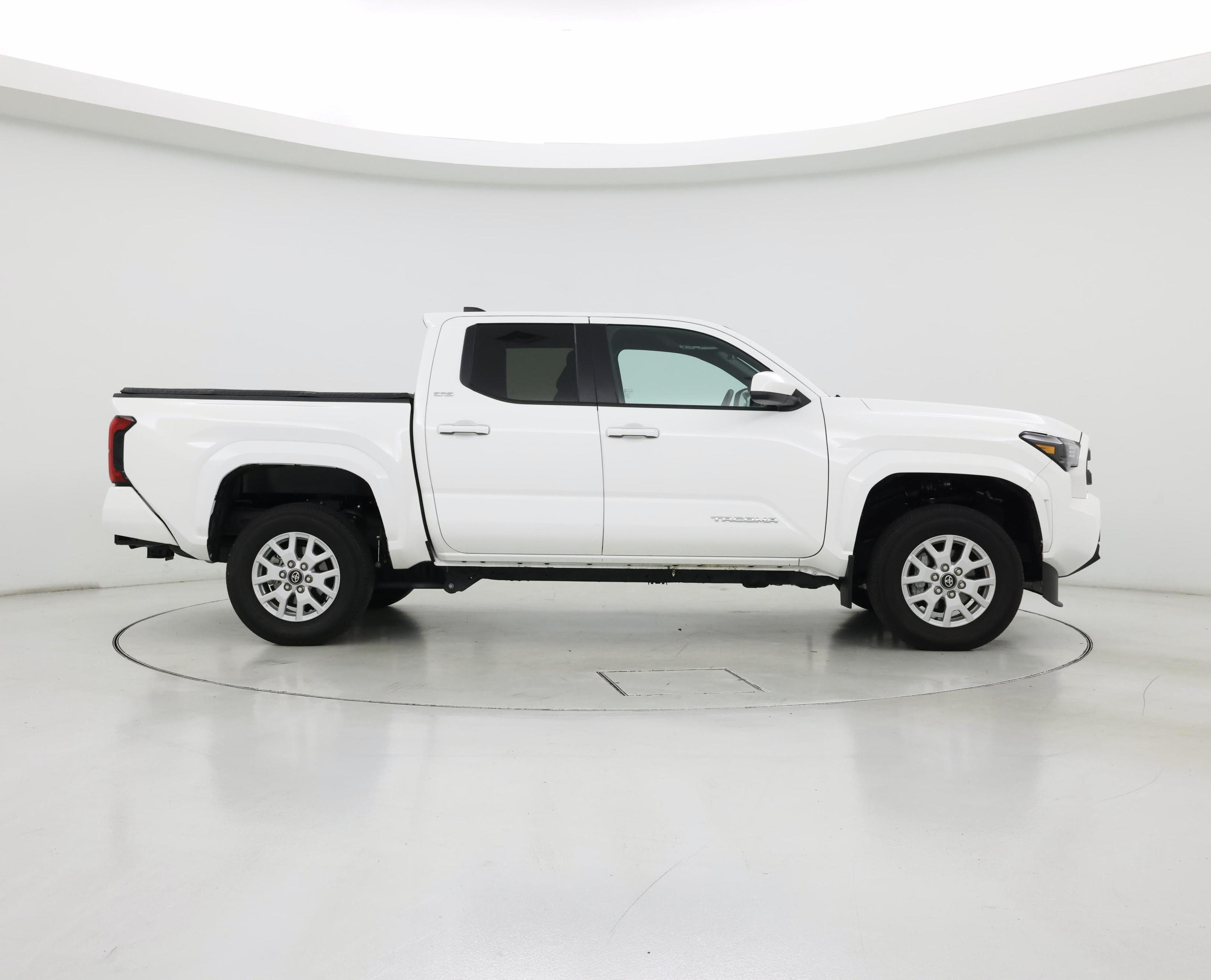 Thumbnail: 2024 Toyota Tacoma - 7