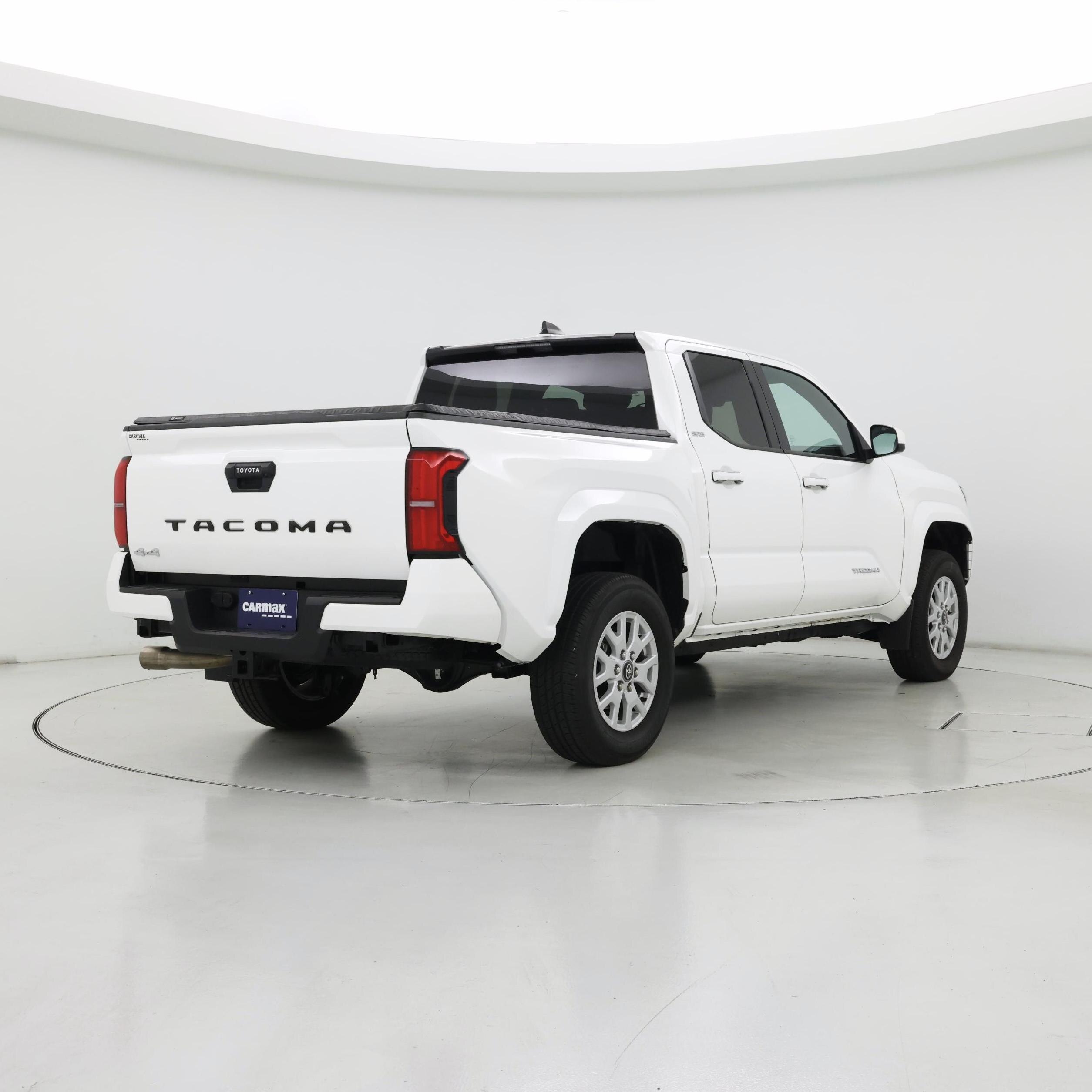 Thumbnail: 2024 Toyota Tacoma - 8