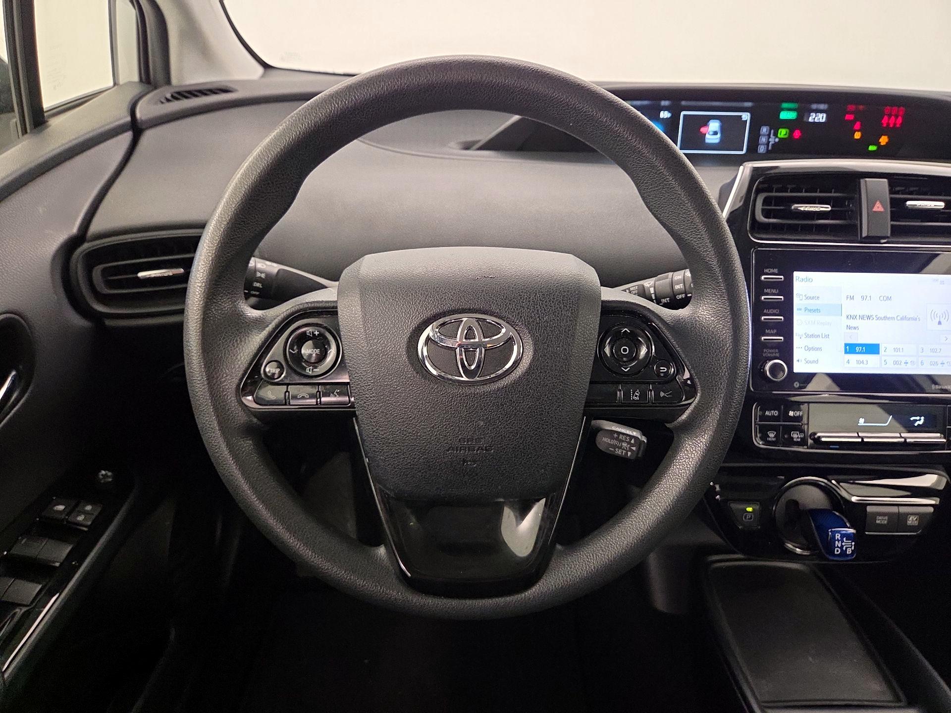 Thumbnail: 2021 Toyota Prius - 10