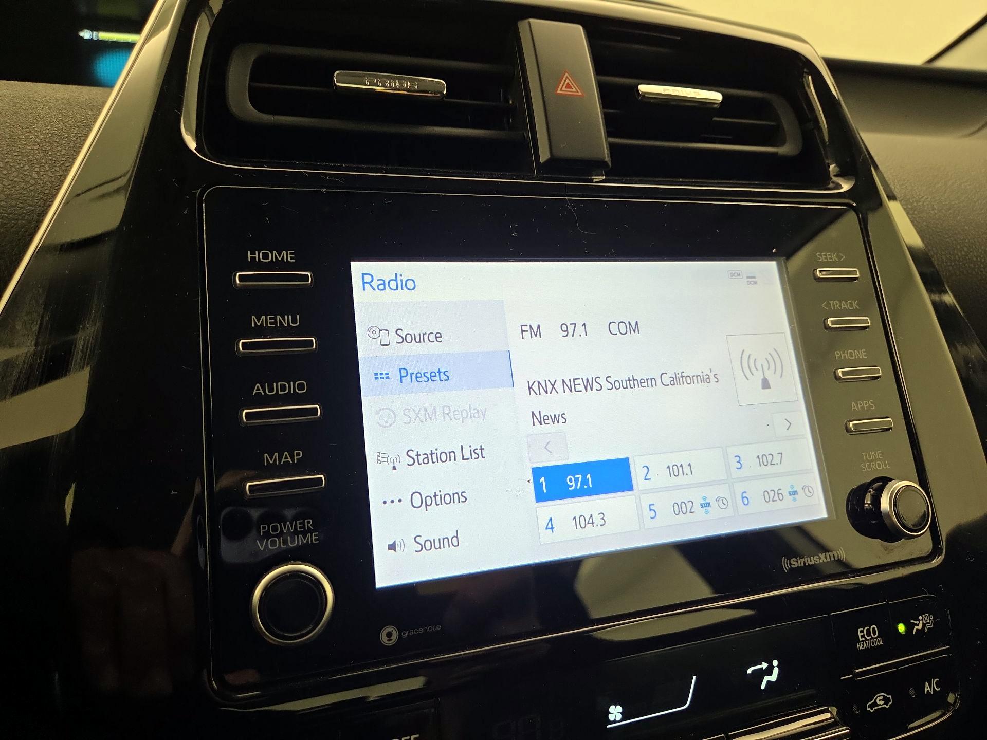 Thumbnail: 2021 Toyota Prius - 15