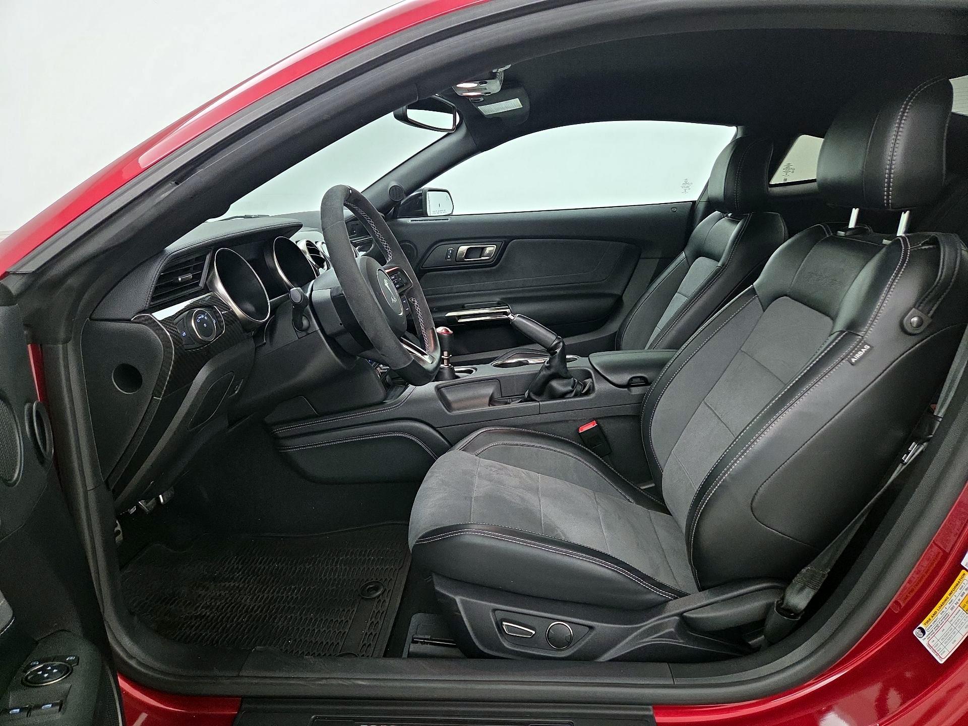 Thumbnail: 2019 Ford Mustang - 11