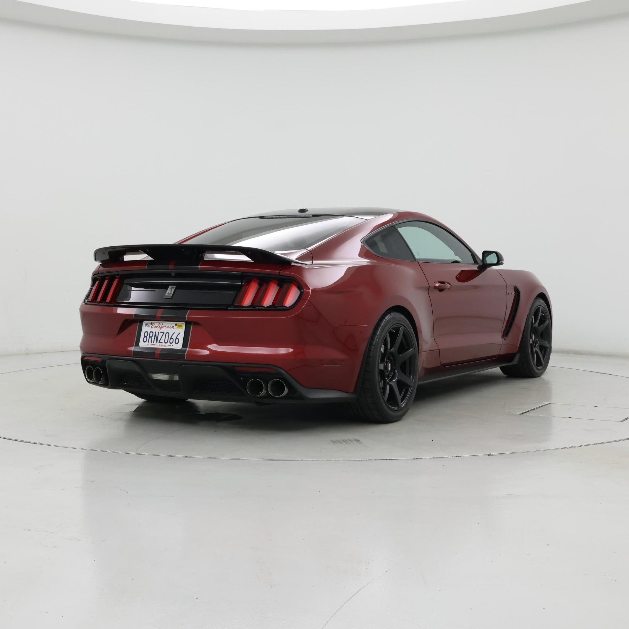 Thumbnail: 2019 Ford Mustang - 8