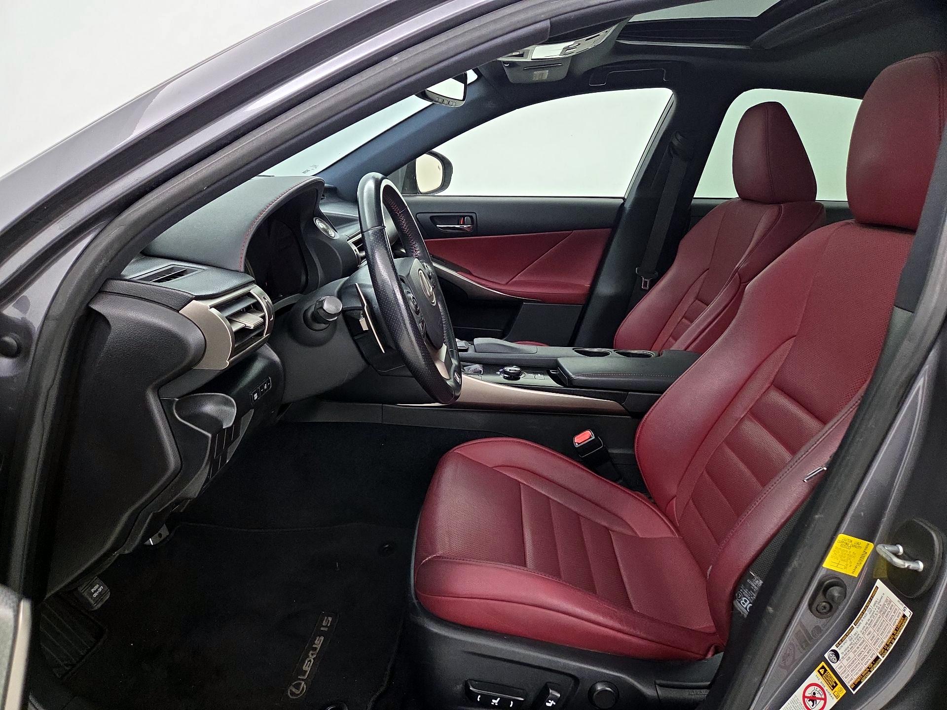 Thumbnail: 2014 Lexus IS - 11