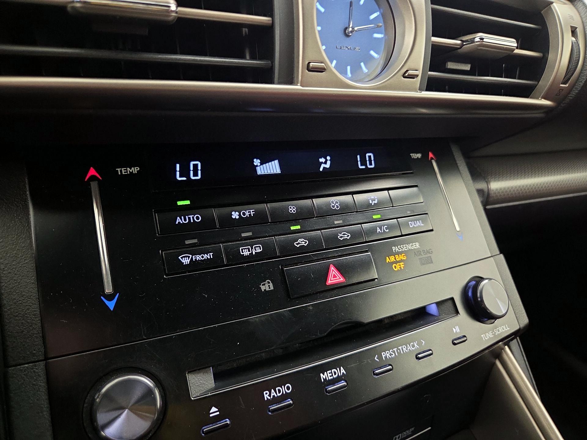 Thumbnail: 2014 Lexus IS - 17