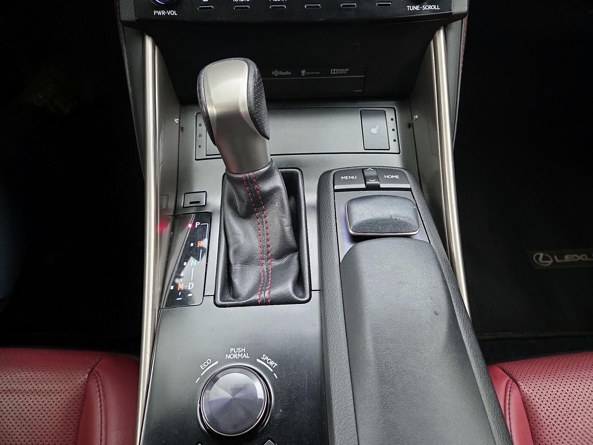 Thumbnail: 2014 Lexus IS - 18