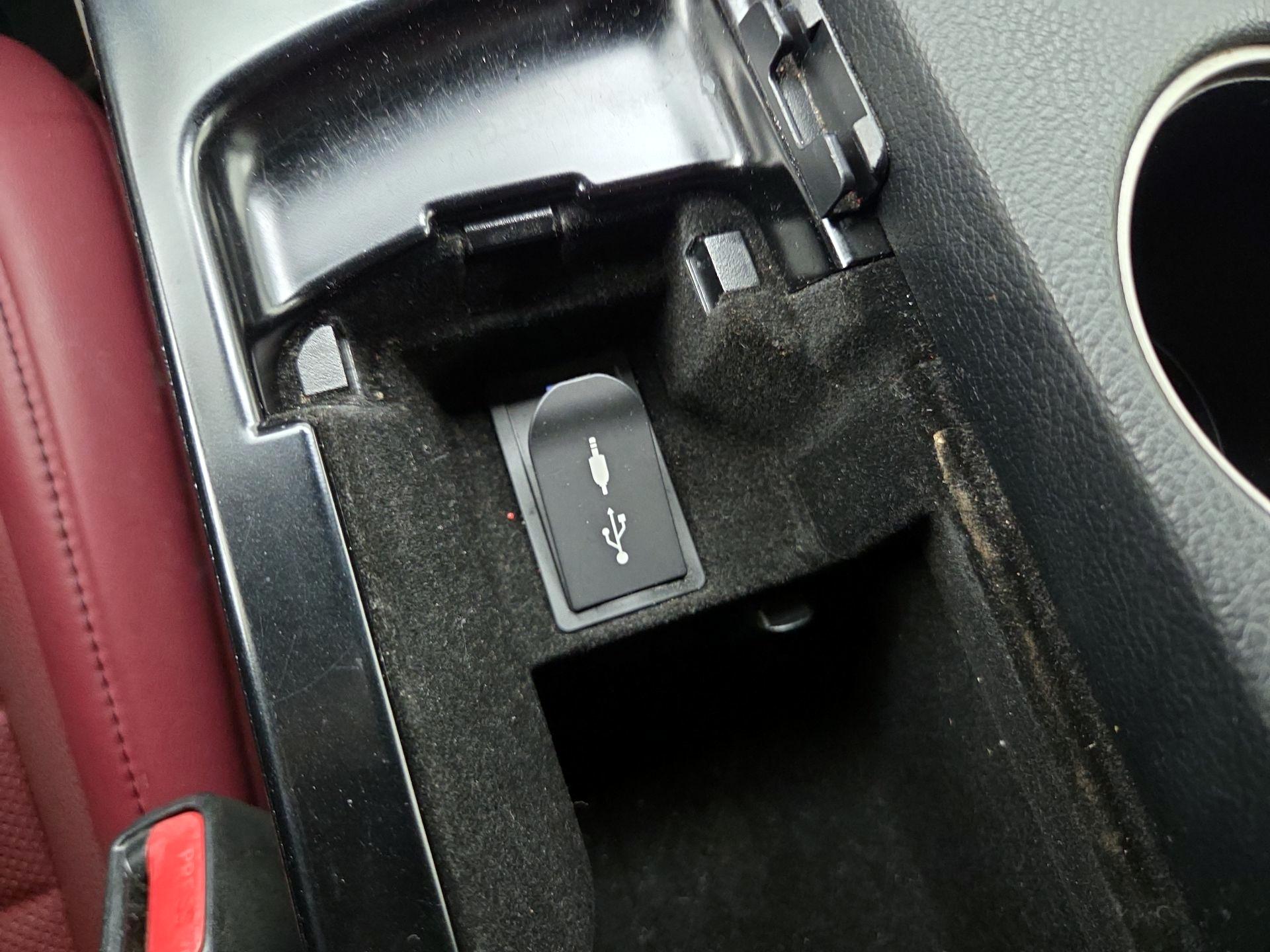 Thumbnail: 2014 Lexus IS - 19