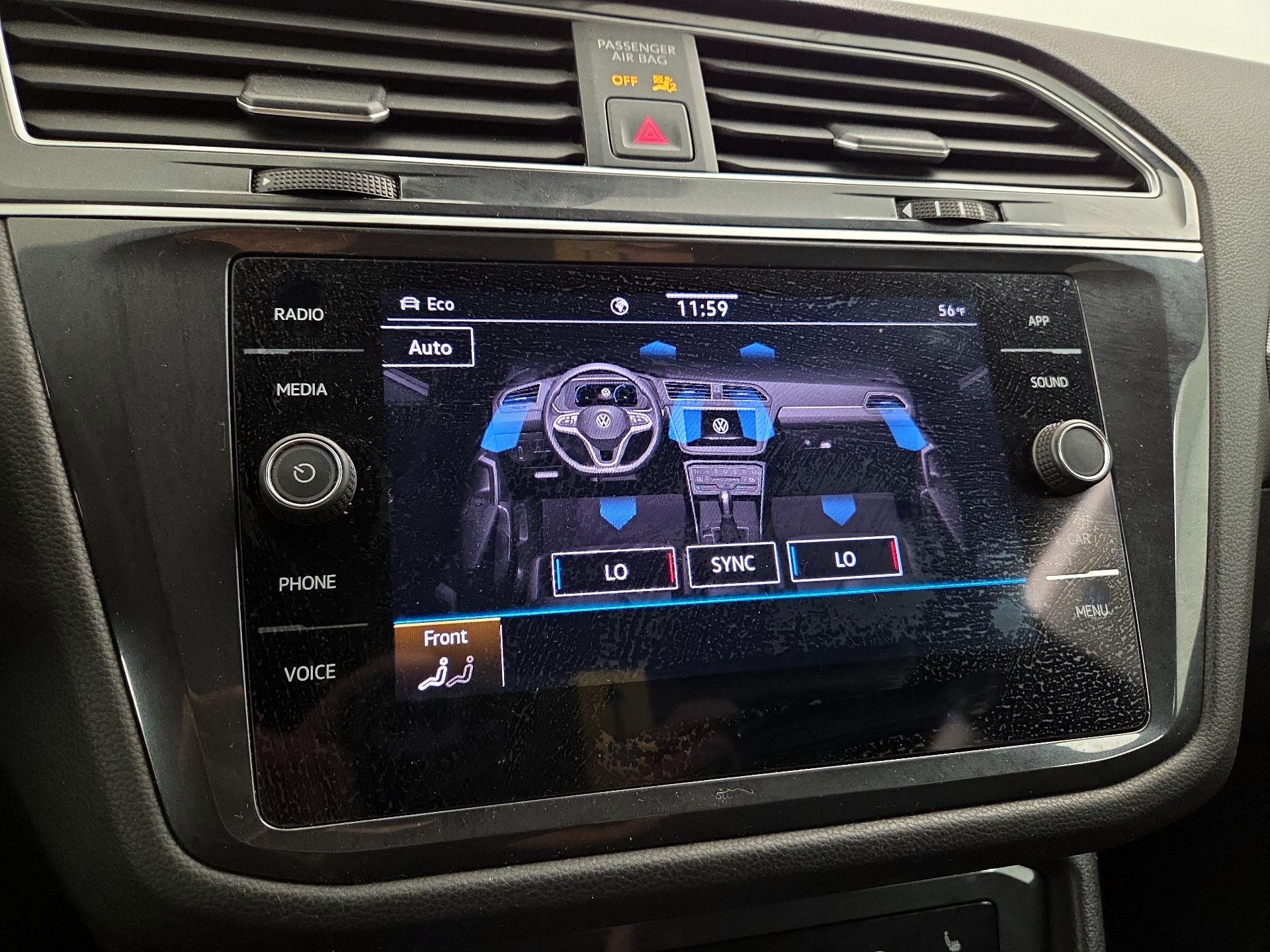 Thumbnail: 2024 Volkswagen Tiguan - 16