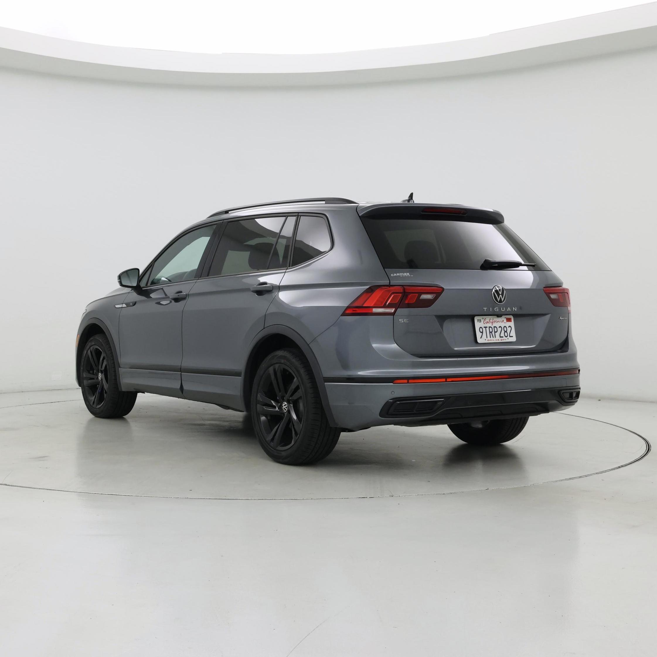 Thumbnail: 2024 Volkswagen Tiguan - 2