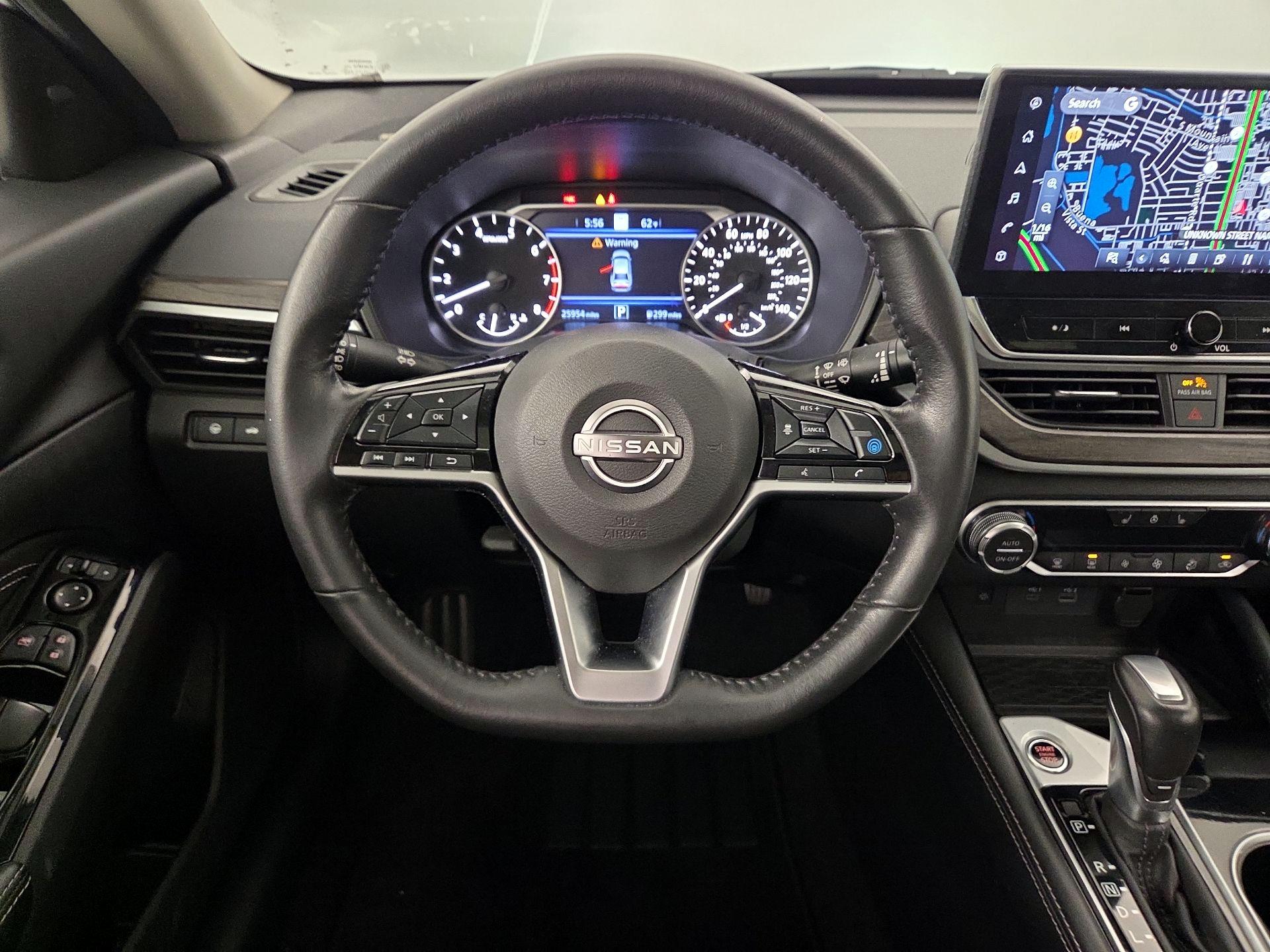 Thumbnail: 2023 Nissan Altima - 10