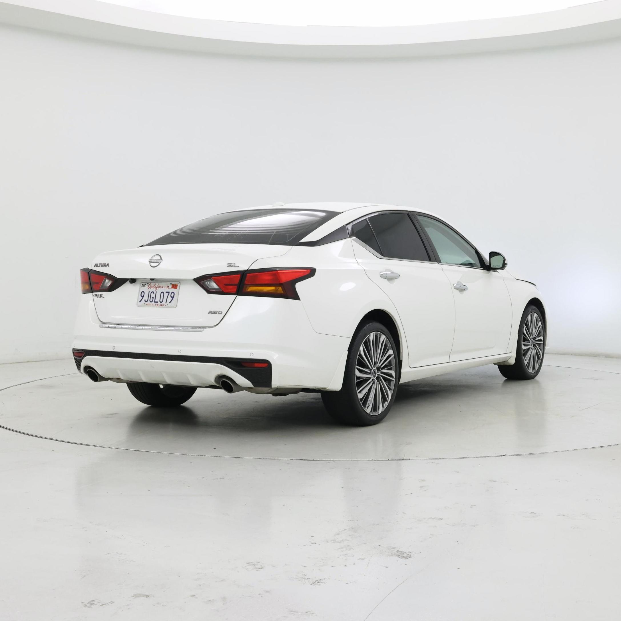 Thumbnail: 2023 Nissan Altima - 8