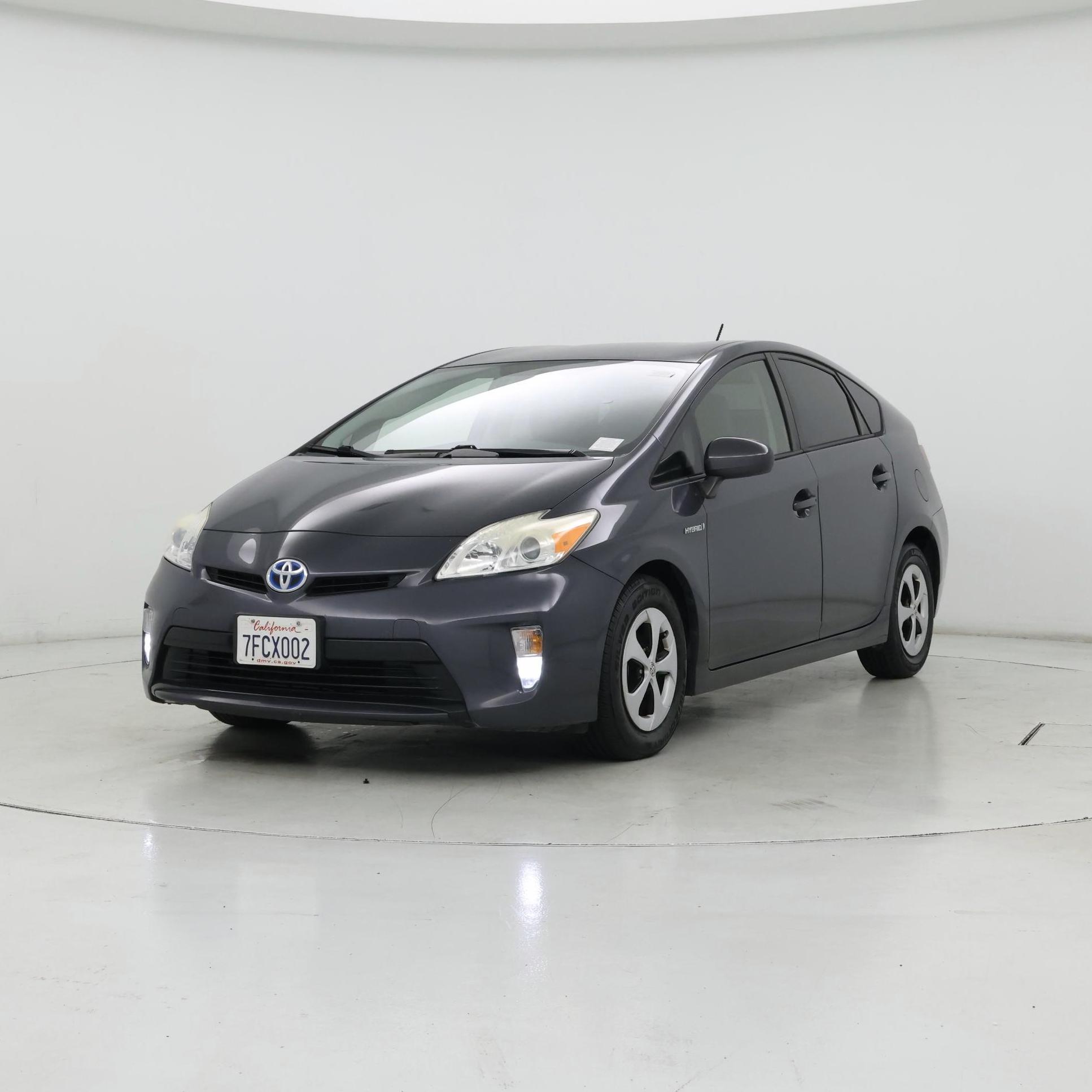 Thumbnail: 2014 Toyota Prius - 4