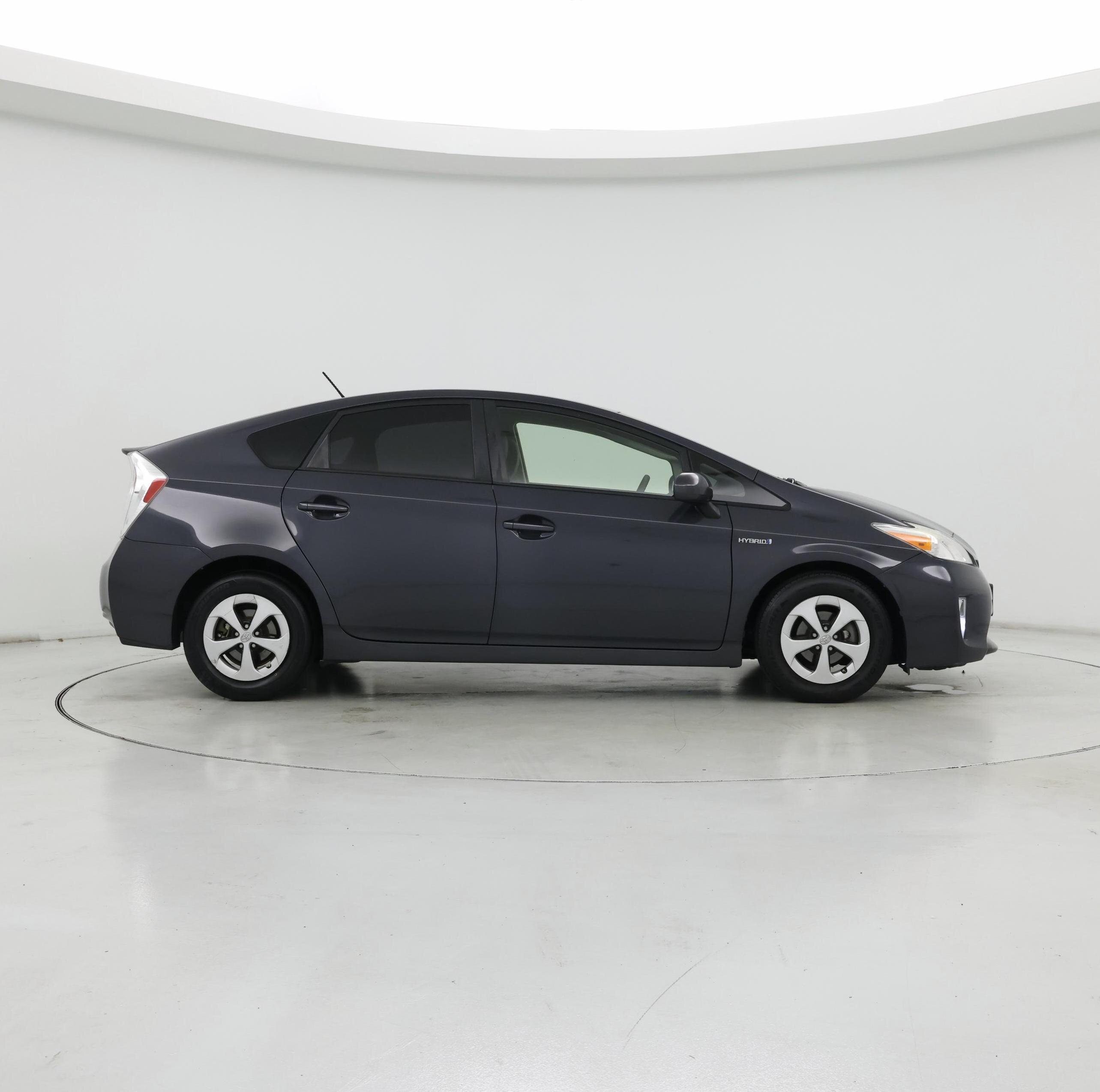 Thumbnail: 2014 Toyota Prius - 7