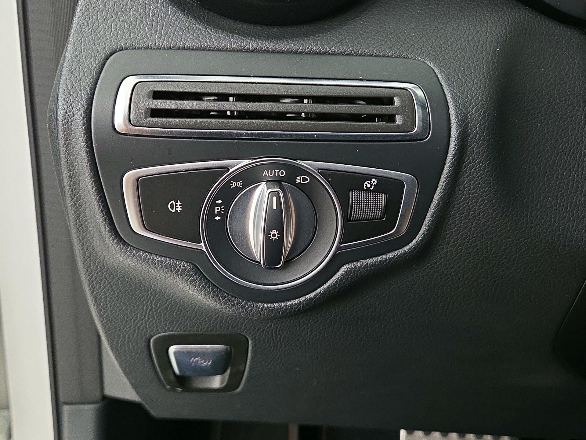 Thumbnail: 2019 Mercedes-Benz GLC - 13