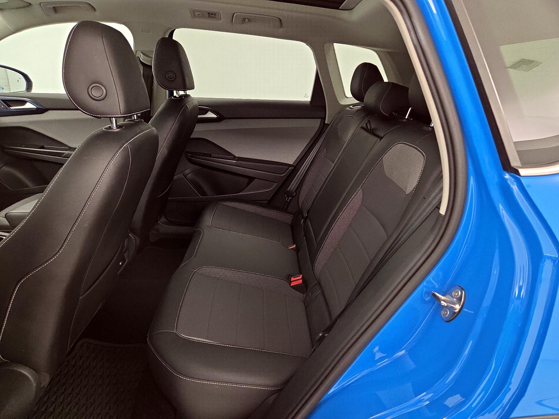 Thumbnail: 2022 Volkswagen Taos - 20