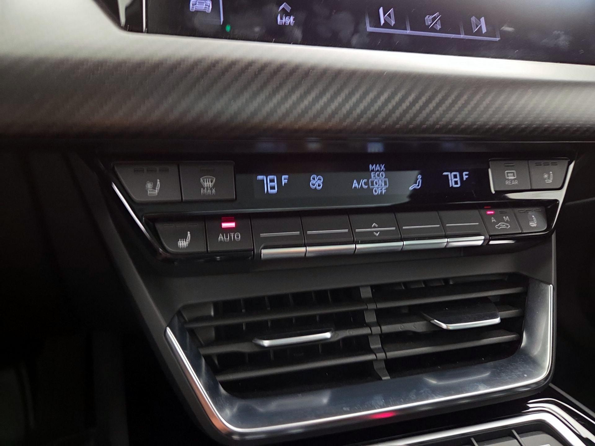 Thumbnail: 2022 Audi e-tron GT - 17