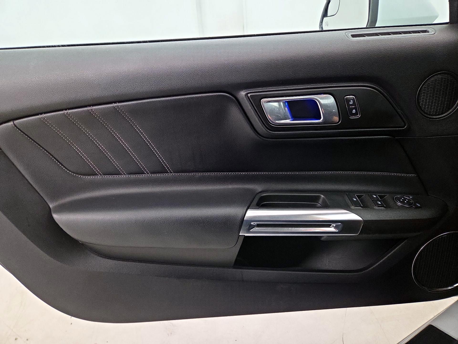 Thumbnail: 2018 Ford Mustang - 12