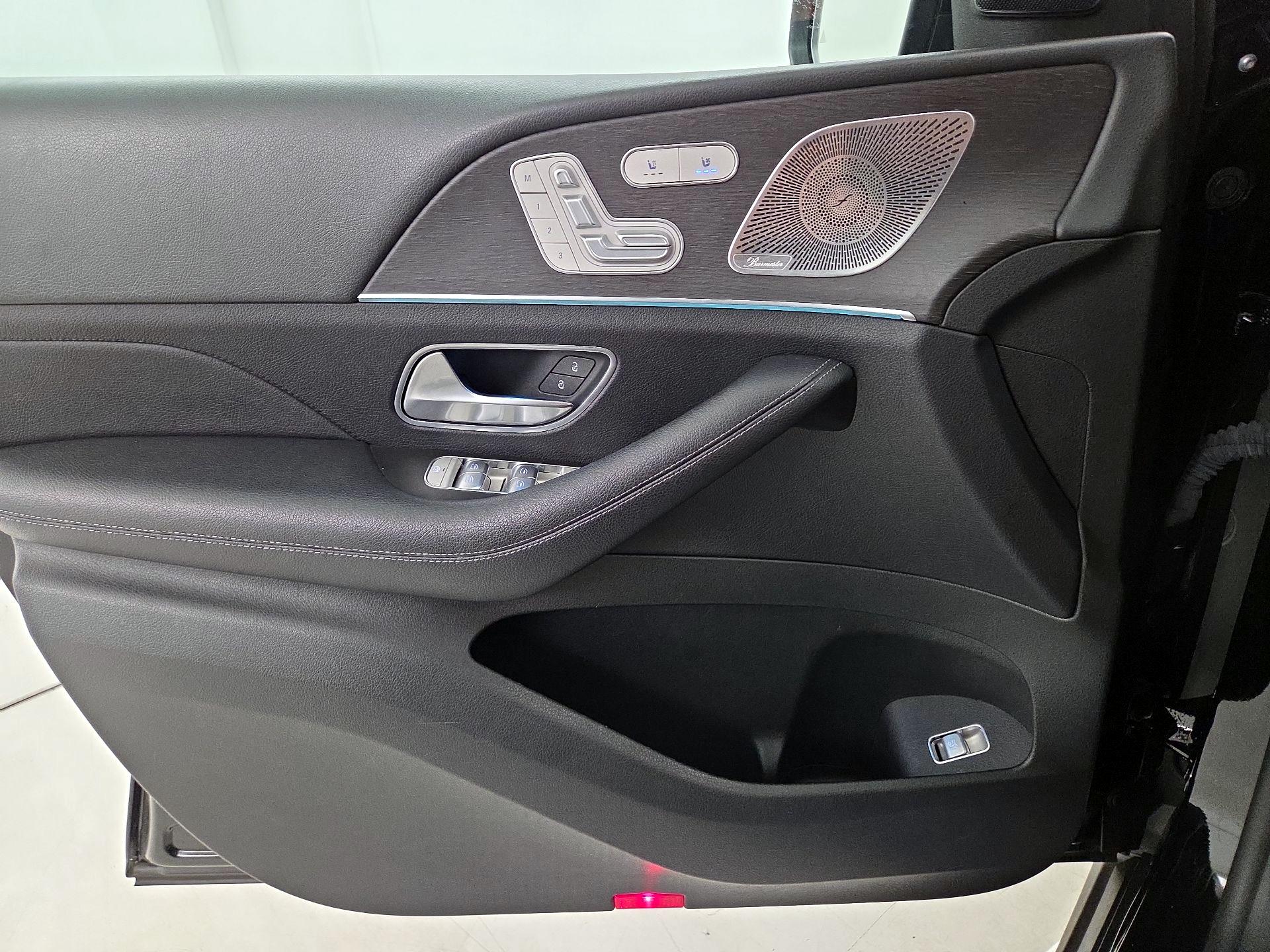 Thumbnail: 2020 Mercedes-Benz GLE - 12