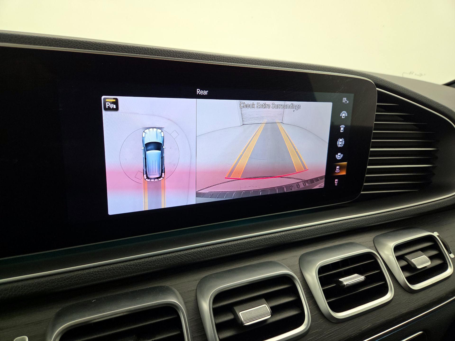 Thumbnail: 2020 Mercedes-Benz GLE - 15