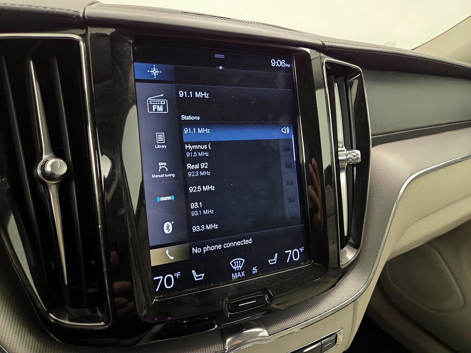 Thumbnail: 2019 Volvo XC60 - 16