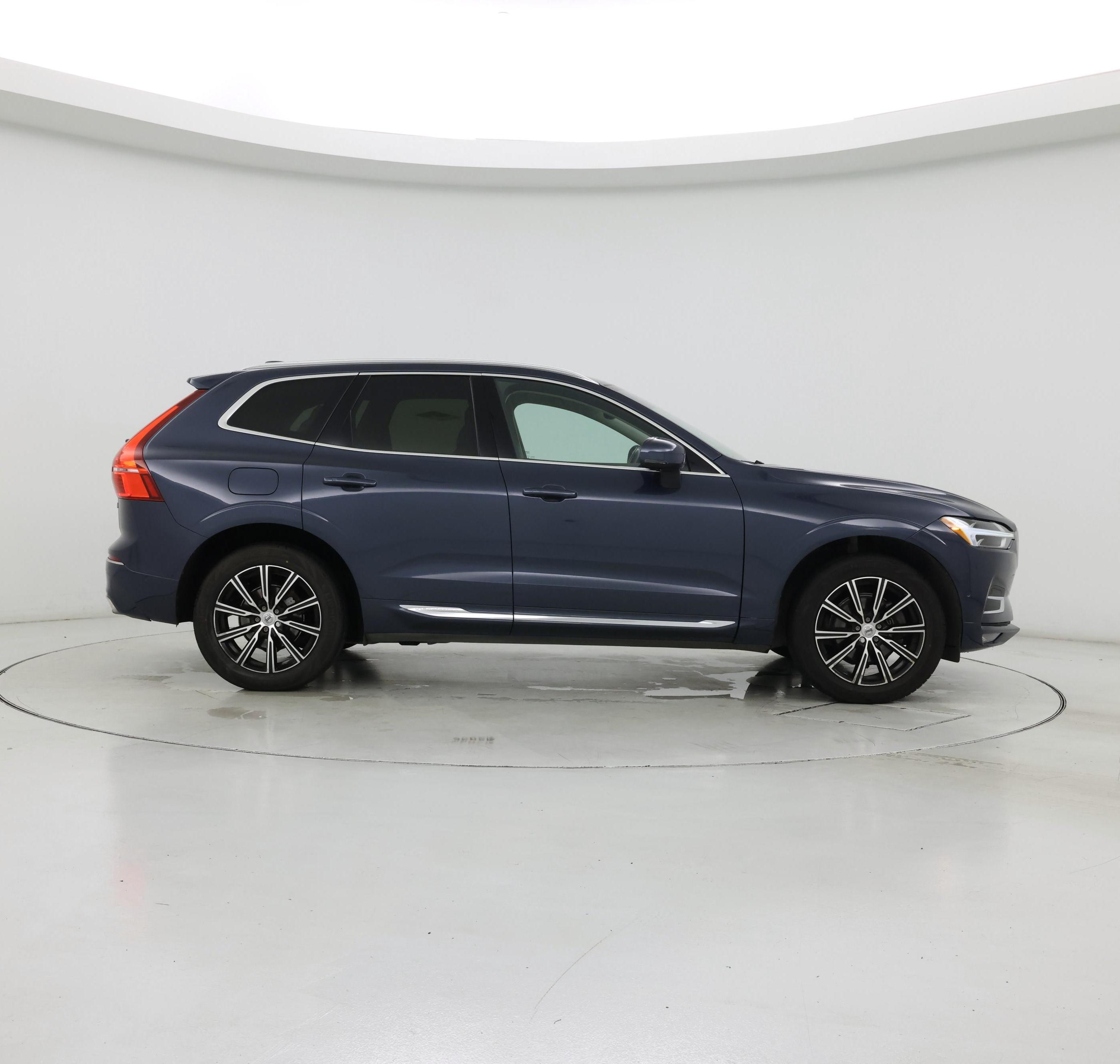 Thumbnail: 2019 Volvo XC60 - 7