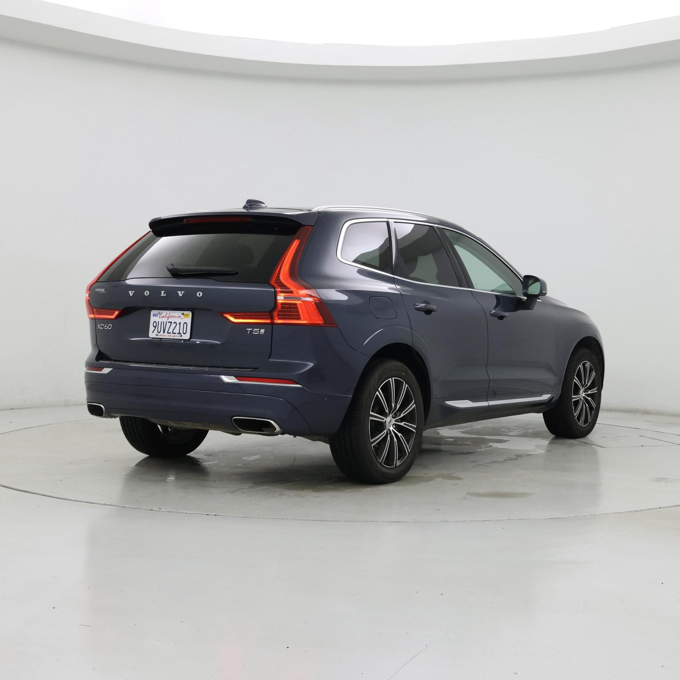 Thumbnail: 2019 Volvo XC60 - 8