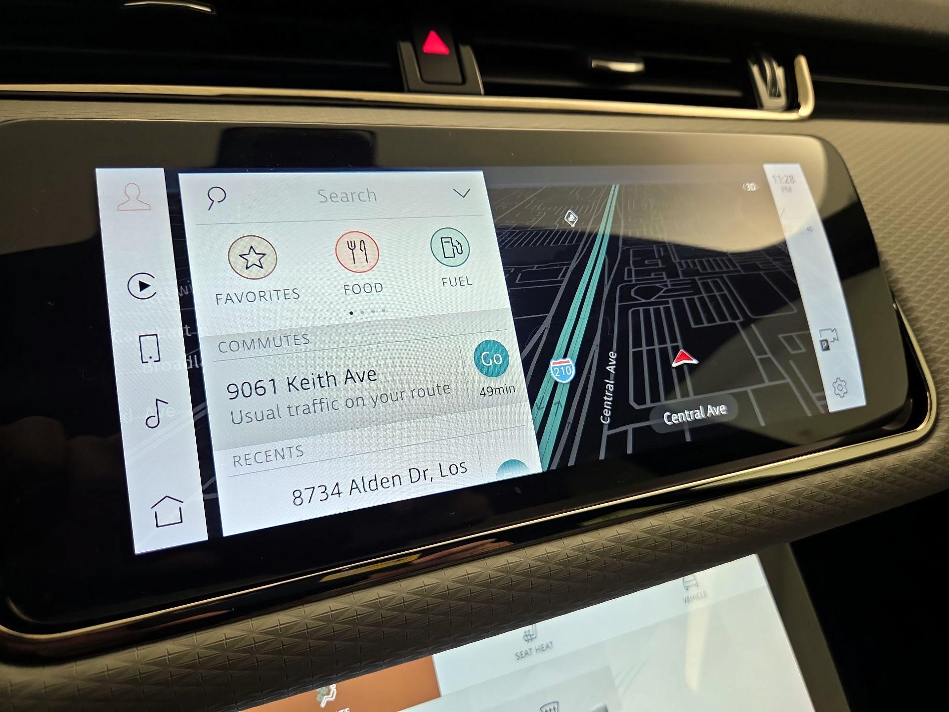 Thumbnail: 2022 Land Rover Range Rover Evoque - 14