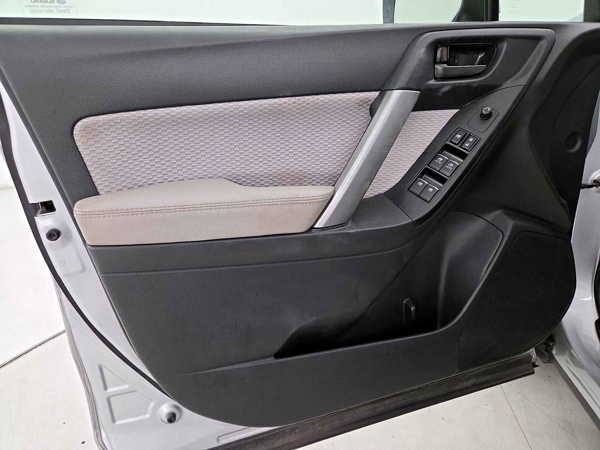 Thumbnail: 2018 Subaru Forester - 12