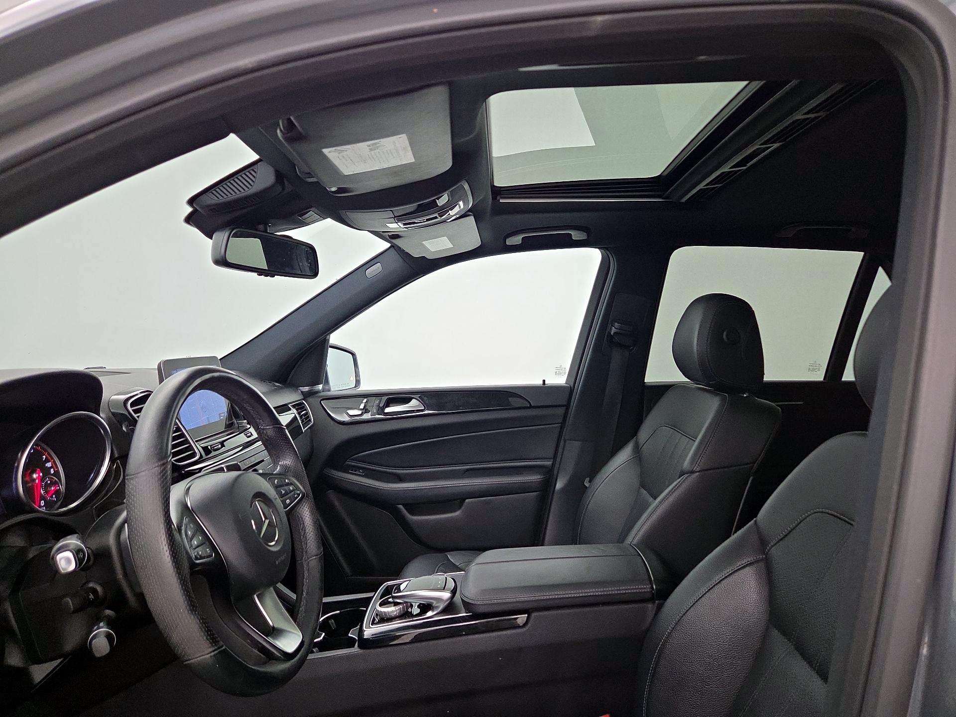 Thumbnail: 2018 Mercedes-Benz GLE - 12