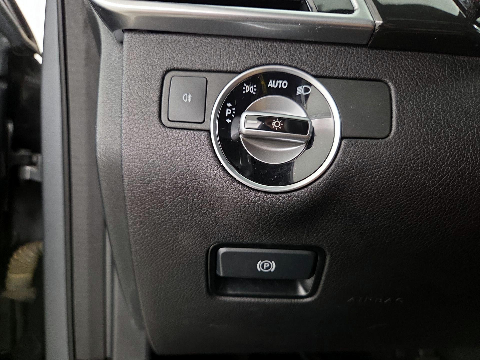 Thumbnail: 2018 Mercedes-Benz GLE - 14