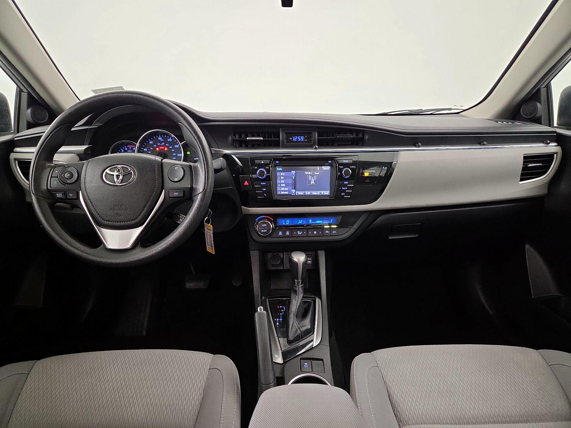 Thumbnail: 2014 Toyota Corolla - 9