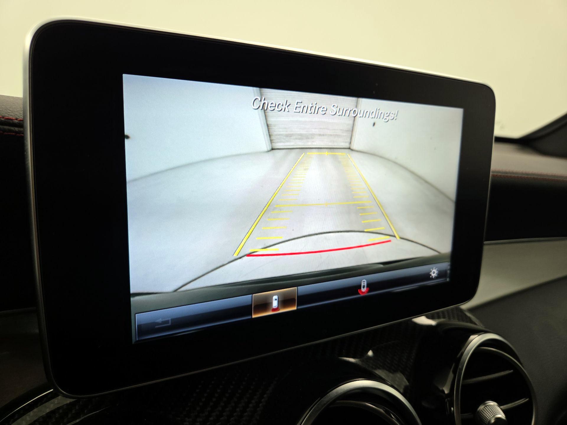 Thumbnail: 2017 Mercedes-Benz GLC - 15