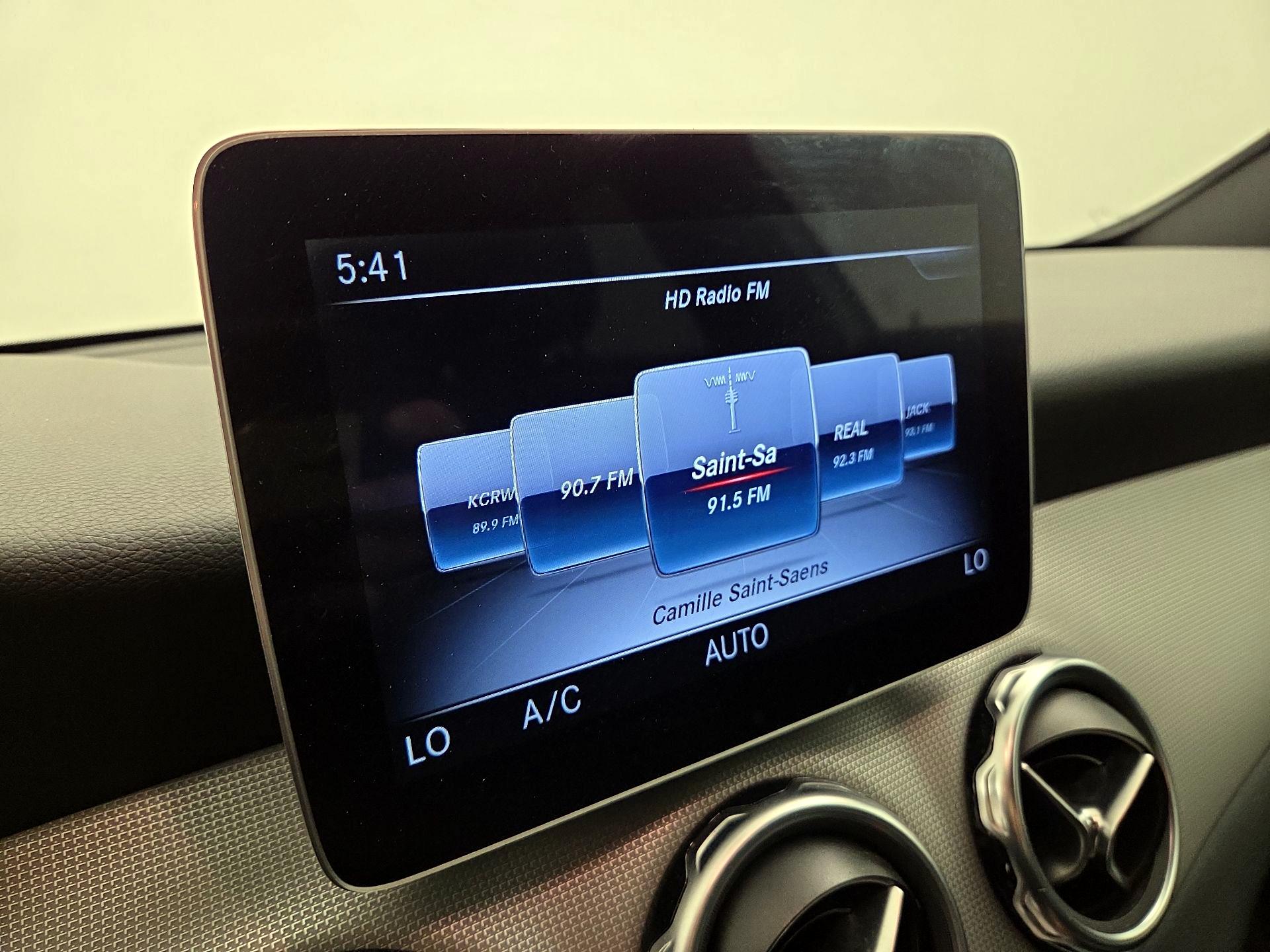 Thumbnail: 2018 Mercedes-Benz GLA - 15