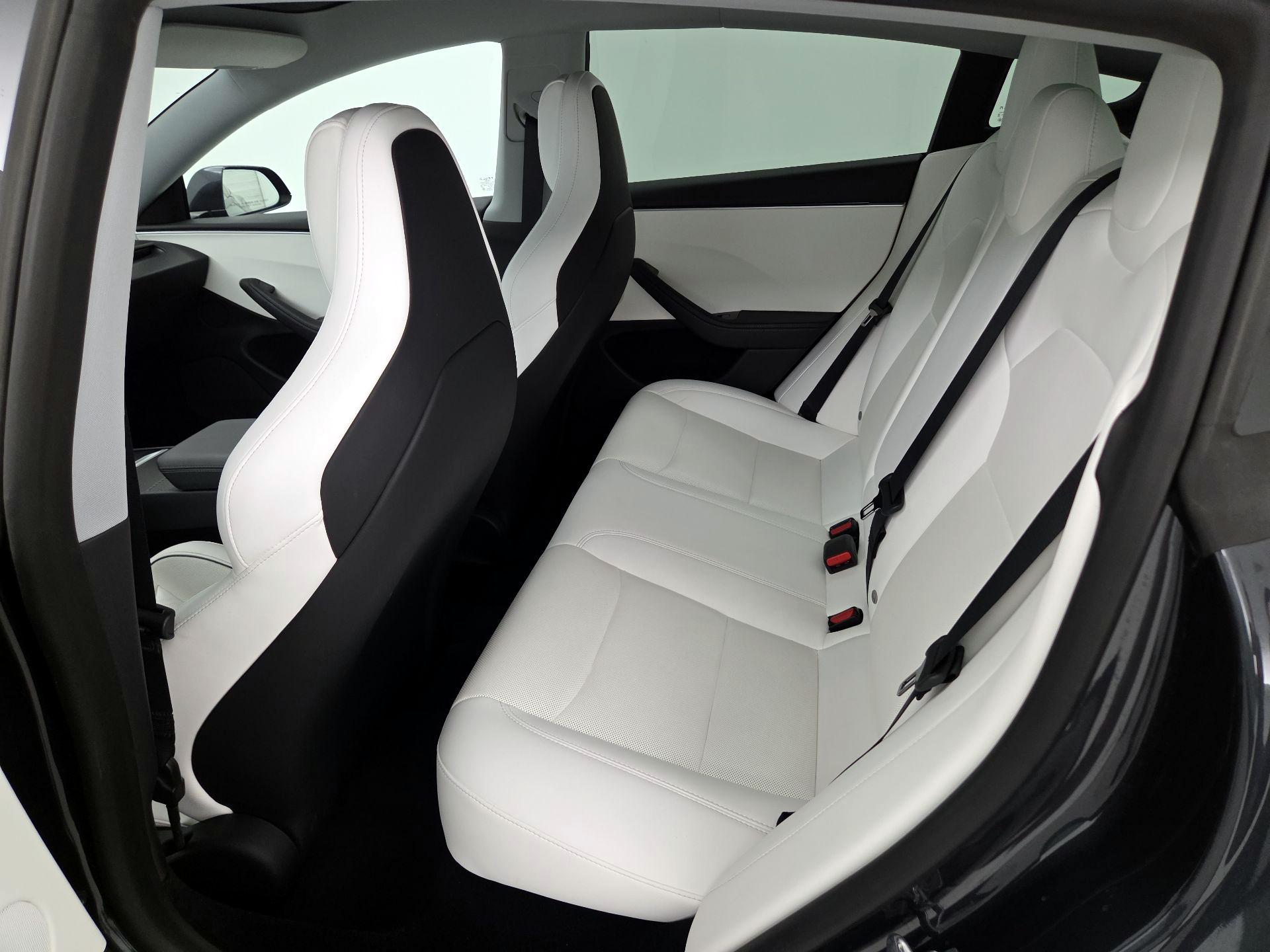 Thumbnail: 2024 Tesla Model 3 - 18