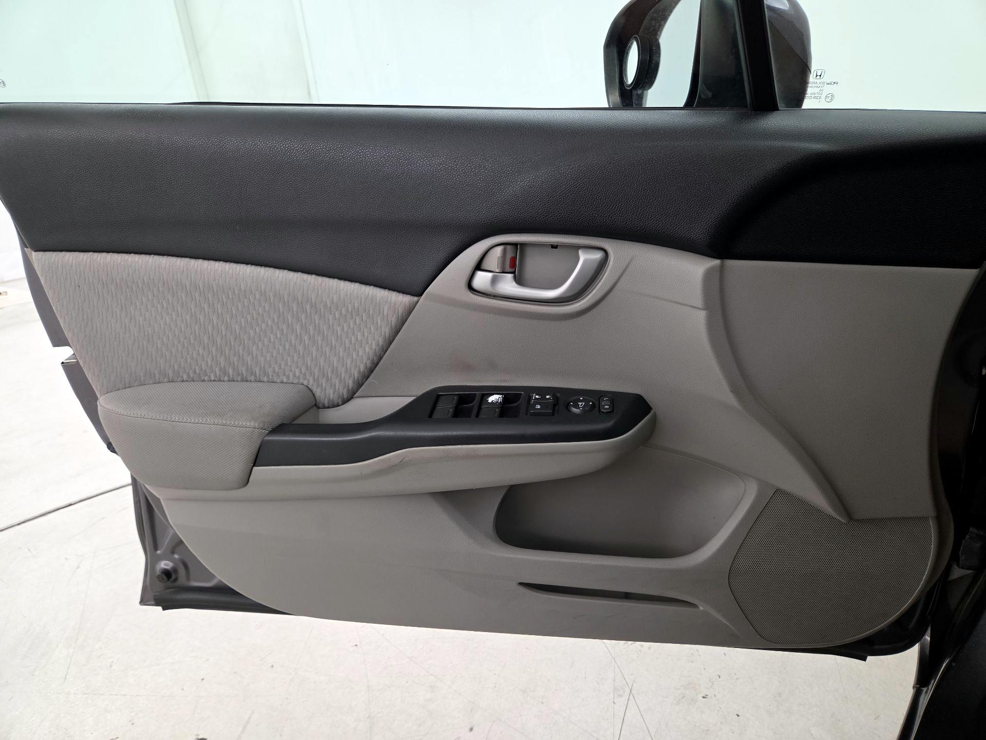 Thumbnail: 2014 Honda Civic - 12