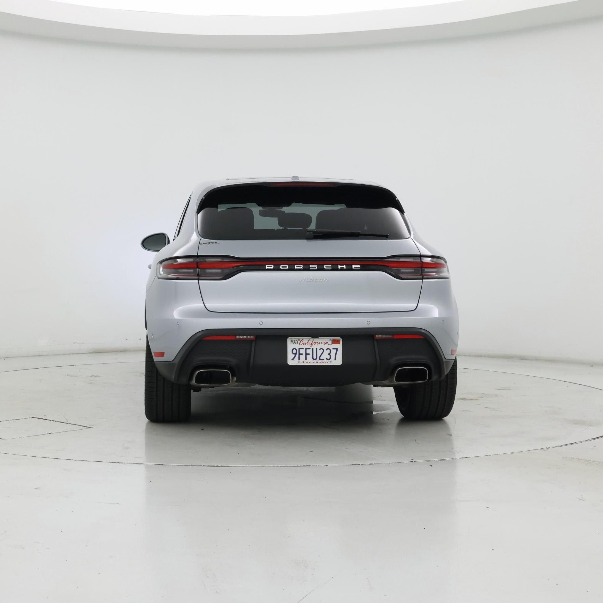 Thumbnail: 2023 Porsche Macan - 6