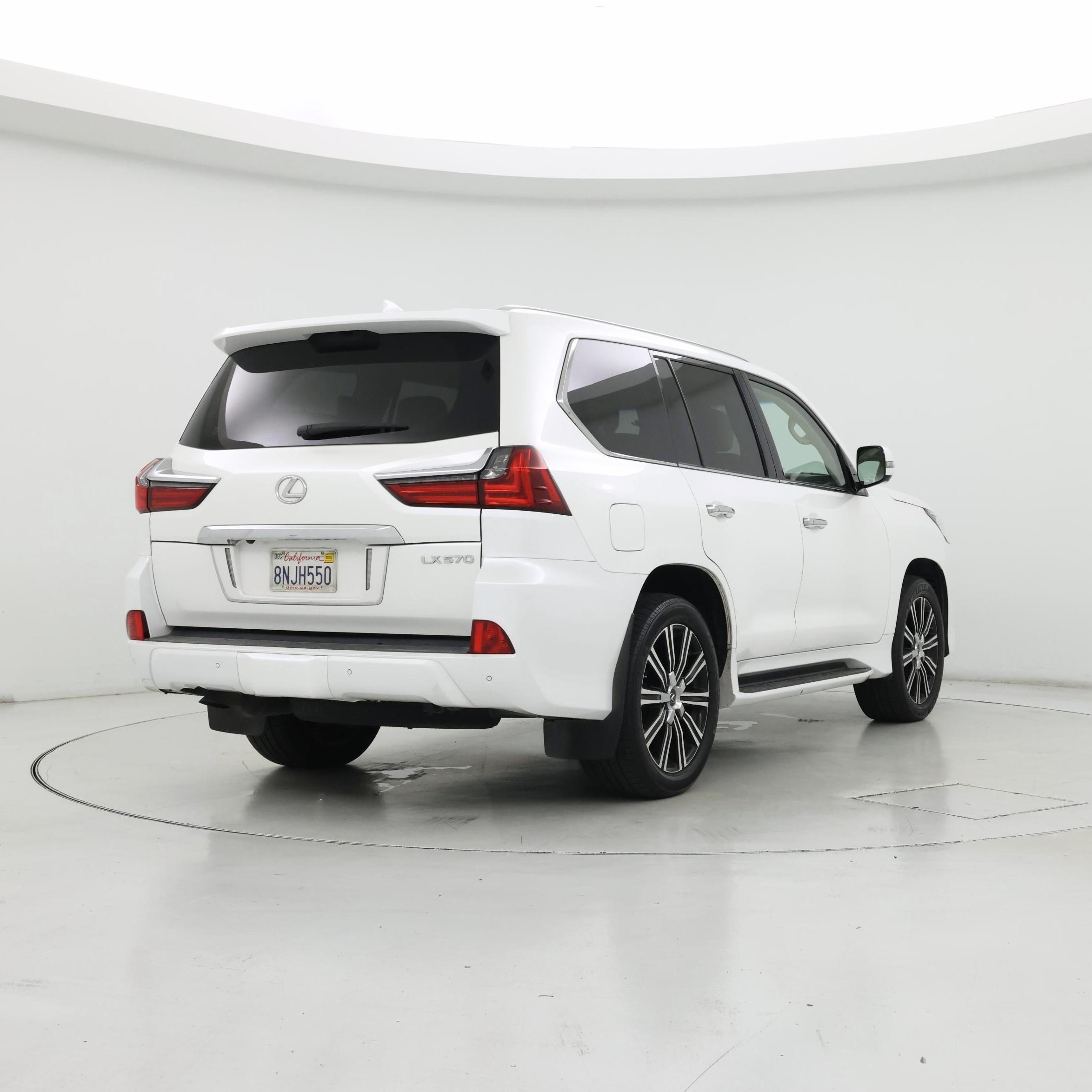 Thumbnail: 2020 Lexus LX - 8