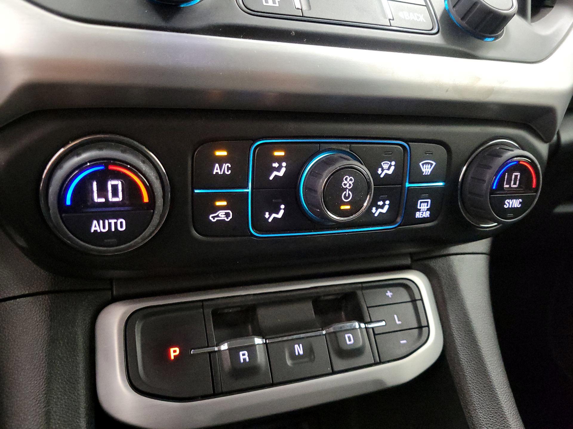 Thumbnail: 2023 GMC Acadia - 17