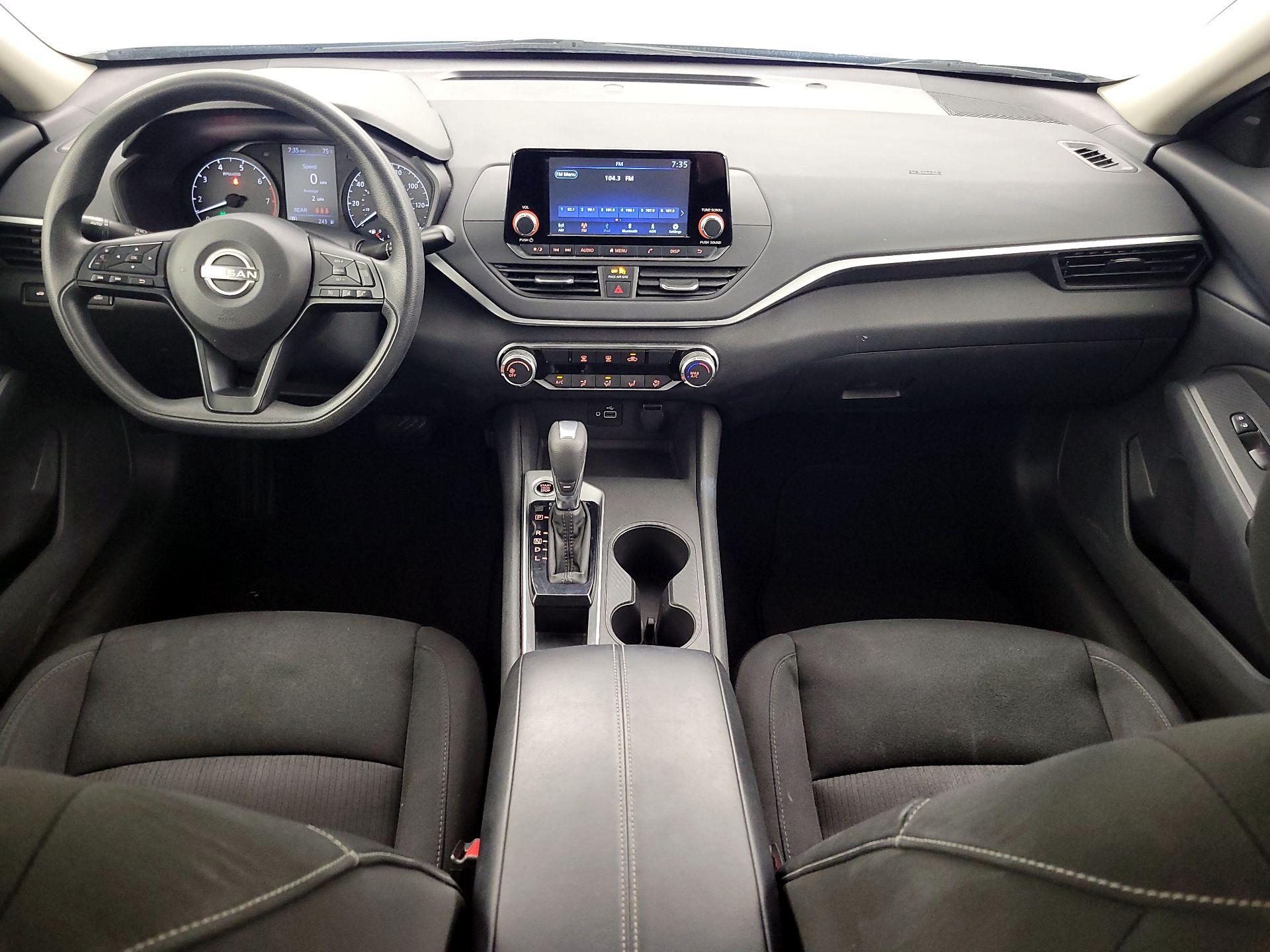 Thumbnail: 2023 Nissan Altima - 9